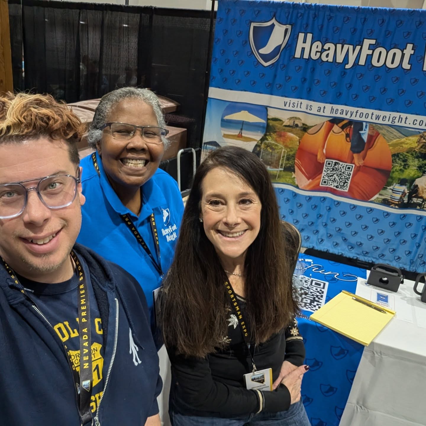 We spent the weekend with Della Washington, owner and inventor of @heavyfootweight, at the Nevada Sportsman Expo @nevadapremiersportsmanexpo! Della has created an amazing interlocking anchor system to secure your fun. A great device to tie down outdoor furniture, bounce houses, signage, inflatables and anything that keeps flying away. Check her out. #inventor #womanowned #utility #zakunscripted