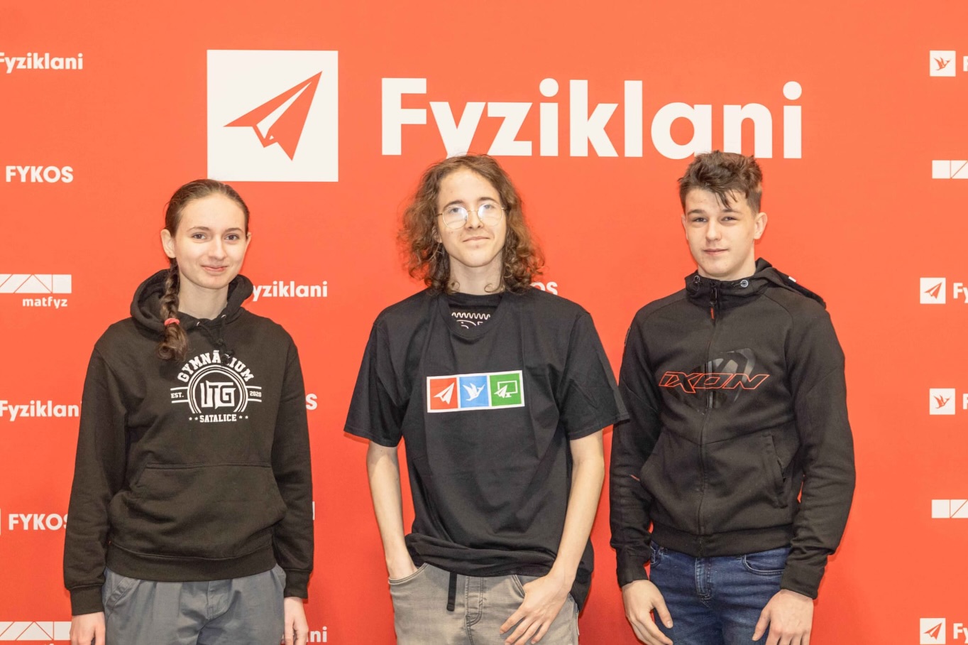 Skvělý úspěch našich studentů v Evropě! 🌍🚀
Naši tři talenti spojili síly s kolegy z Brna a vyrazili dobýt největší týmovou fyzikální soutěž v Evropě. Výsledek? 43. místo z celkem 200 týmů! 🏆
V konkurenci stovek mozků z celého kontinentu ukázali, že jim to pálí, a v mezinárodním srovnání se rozhodně neztratili. Jsme na vás hrdí a děkujeme za skvělou reprezentaci školy! 👏🧠
#fyzika #itg #gymnazium #science #tym