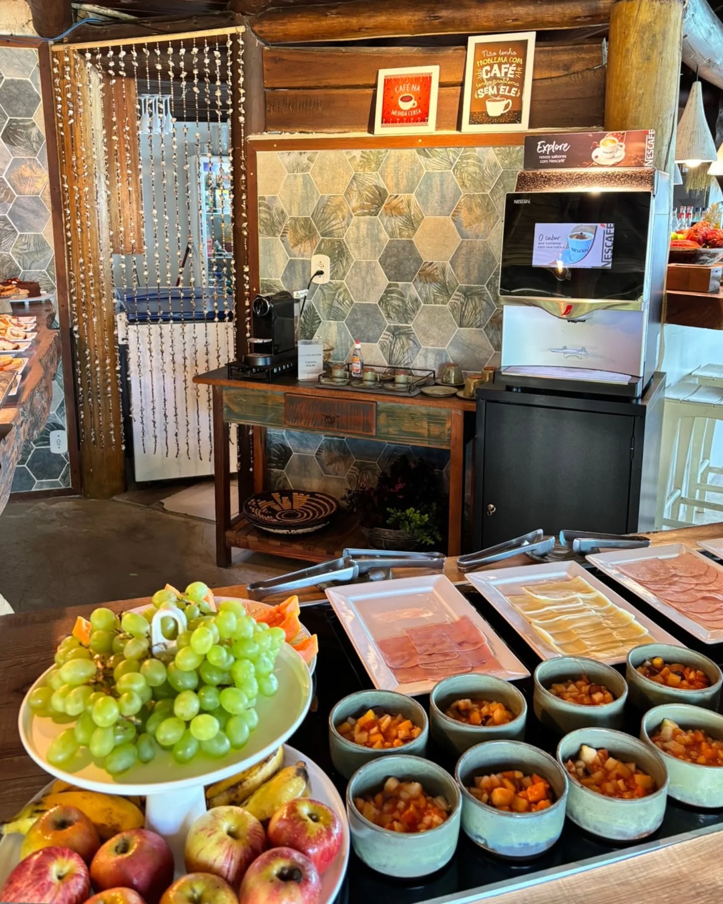 A viagem encanta pelos destinos, mas conquista de vez pelos sabores.
Nossa gastronomia é o toque final que torna tudo ainda mais memorável!
Reserva: (73) 9 9800-1818
www.rigatonibrasil.com.br
.
.
#clubdepraia #rigatoni #beachclub #destinosbrasileiros #carnaval2026