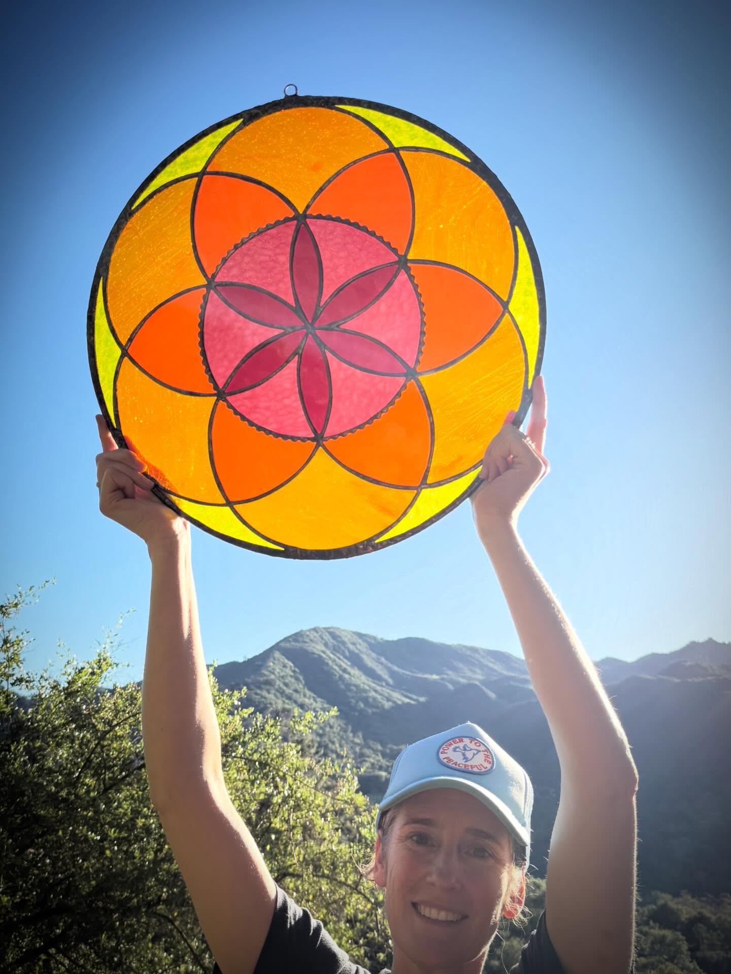 Sacred Geometry series is growing!
Here’s the Seed of Life - a symbol of creation, fertility and divine growth.
Wishing you all some self love and joy on this beautiful day 💗
DM me for purchase inquiries.
Thanks!