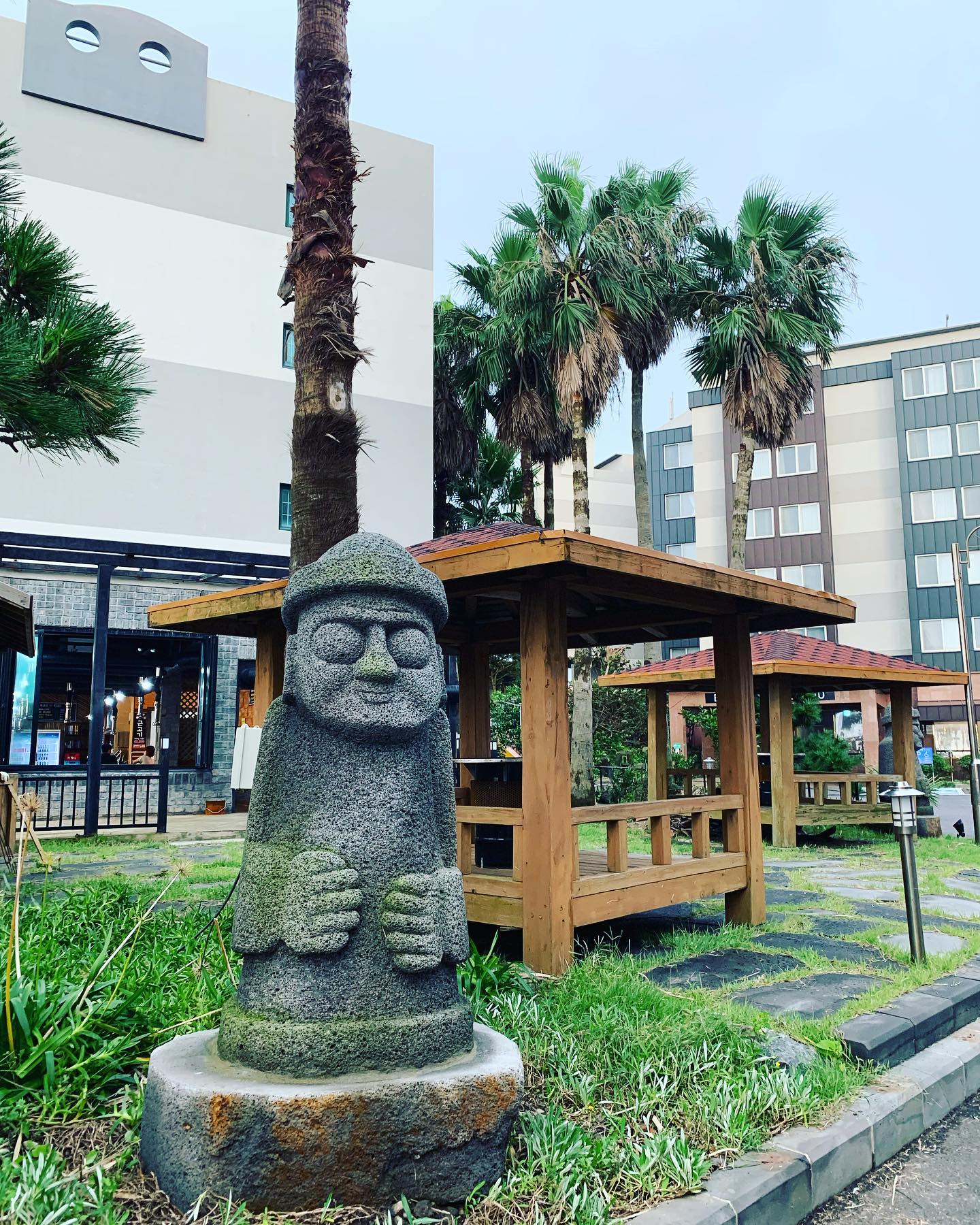 Go check out my new post! @charlottevc__ and I had a great weekend adventure to Jeju Island 🏝 #exploresouthkorea🇰🇷 #expatlife #journeywithjenn https://www.journeyjenn.com/post/weekend-vacationers-jeju-edition