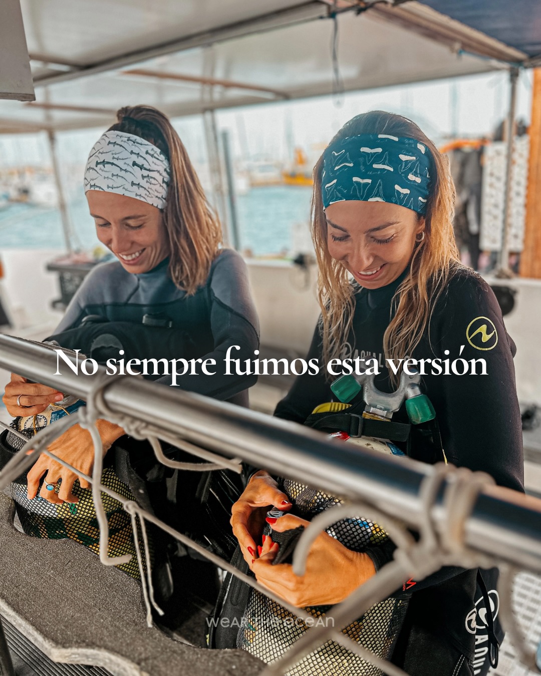 Existen criaturas que se transforman con el tiempo,
así es su naturaleza.
Nosotras no siempre fuimos la versión que somos ahora.
Sin conocernos, estábamos tomando la misma decisión al mismo tiempo: dejar atrás lo seguro y empezar de nuevo en el mar.
Transformarse es natural🩵
A veces, es simplemente la decisión más honesta. Dejar atrás para dar paso a algo nuevo🌺