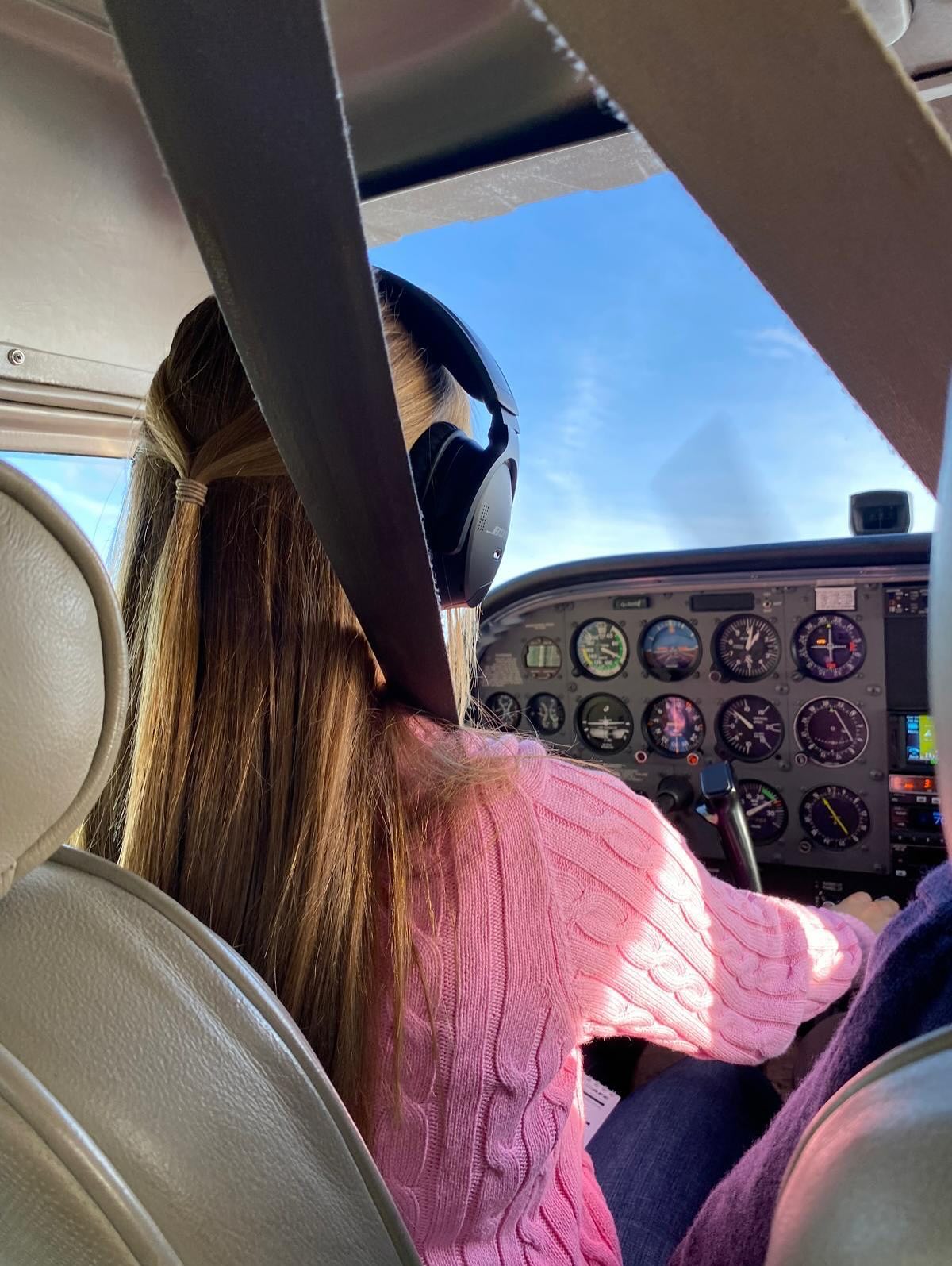 Happy International Women’s Day from all of us at Shropshire Aero Club 🌼
Today we’re celebrating all the women at Sleap – from the familiar ops faces many of you will know, Ellen and Melissa, to the many brilliant female pilots and students based here at the club.
We’re so proud to see more and more women joining our club and inspiring the next generation of female aviators.
Swipe across to see some of our fantastic female student successes from the past year… and here’s to many more in 2026!!! #internationalwomensday #femalepilots #flyatsleap
