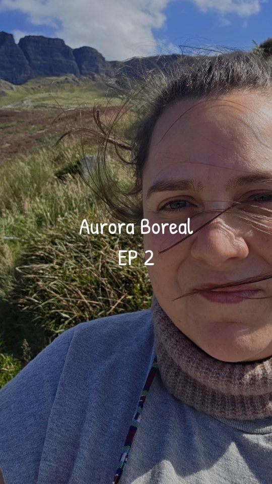 Que eu vou junto com a minha mãe conhecer a Aurora Boreal esse mês, vocês já sabem, certo?
Mas por que eu escolhi esse ano para ir?
Pois é viajante, esse ano está bem especial para avistar a aurora, e eu explico o motivo no vídeo!! Dê o play e saiba mais!
Ah, e claro, se precisar de um roteiro personalizado para se jogar nessa aventura, conte comigo!
Já foi ver a Aurora? Entaovah!
#EntaovahAuroraBoreal #AuroraBoreal #ViagemMaeEFilha #Noruega #Finlandia RoteirosPersonalizados Entaovah
