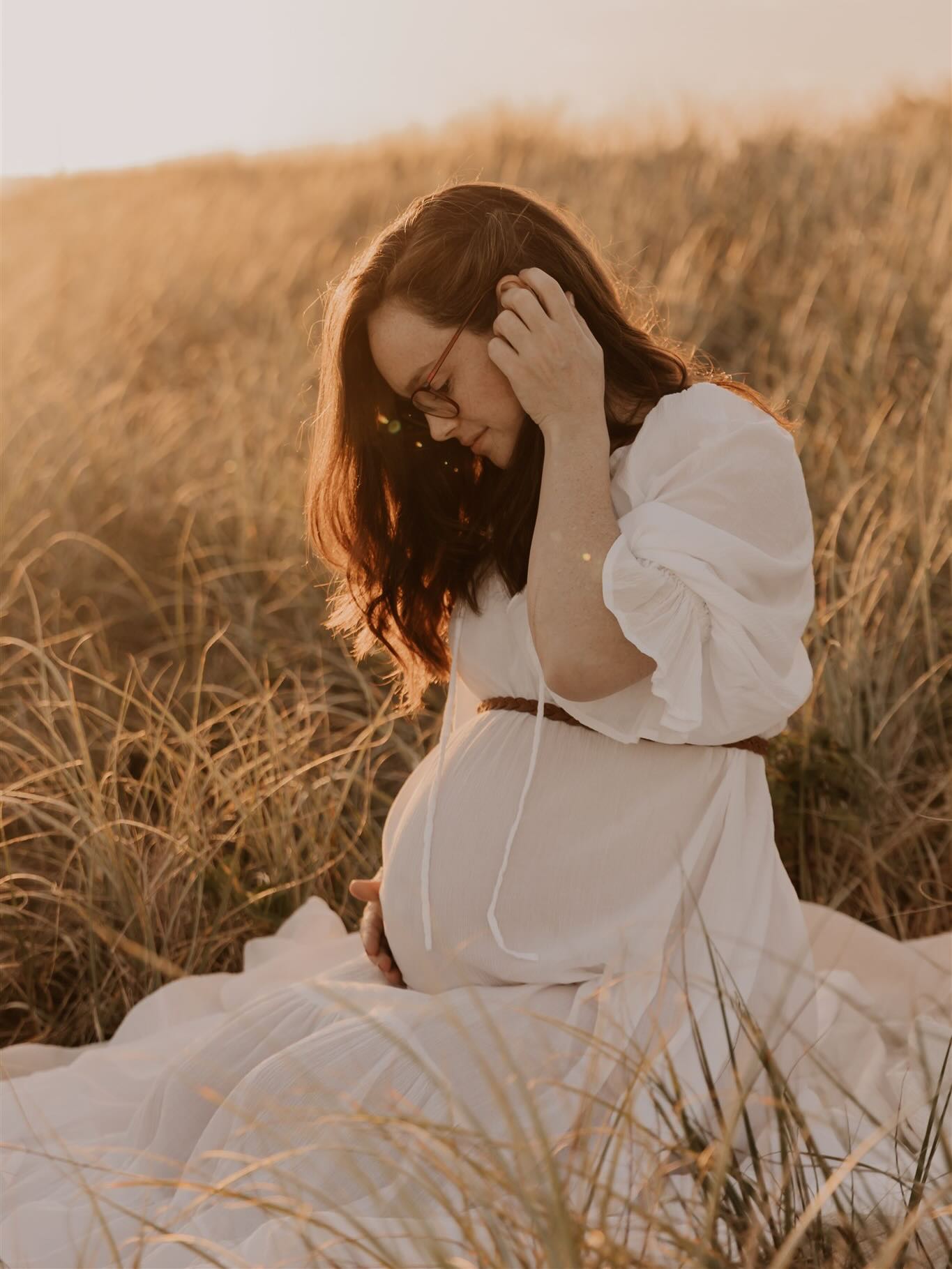 Happy international womenβs day my beautiful friends πThank you for the joy and life you bring to the world β¨
.
The gorgeous Emily to brighten your feed on this rainy day π