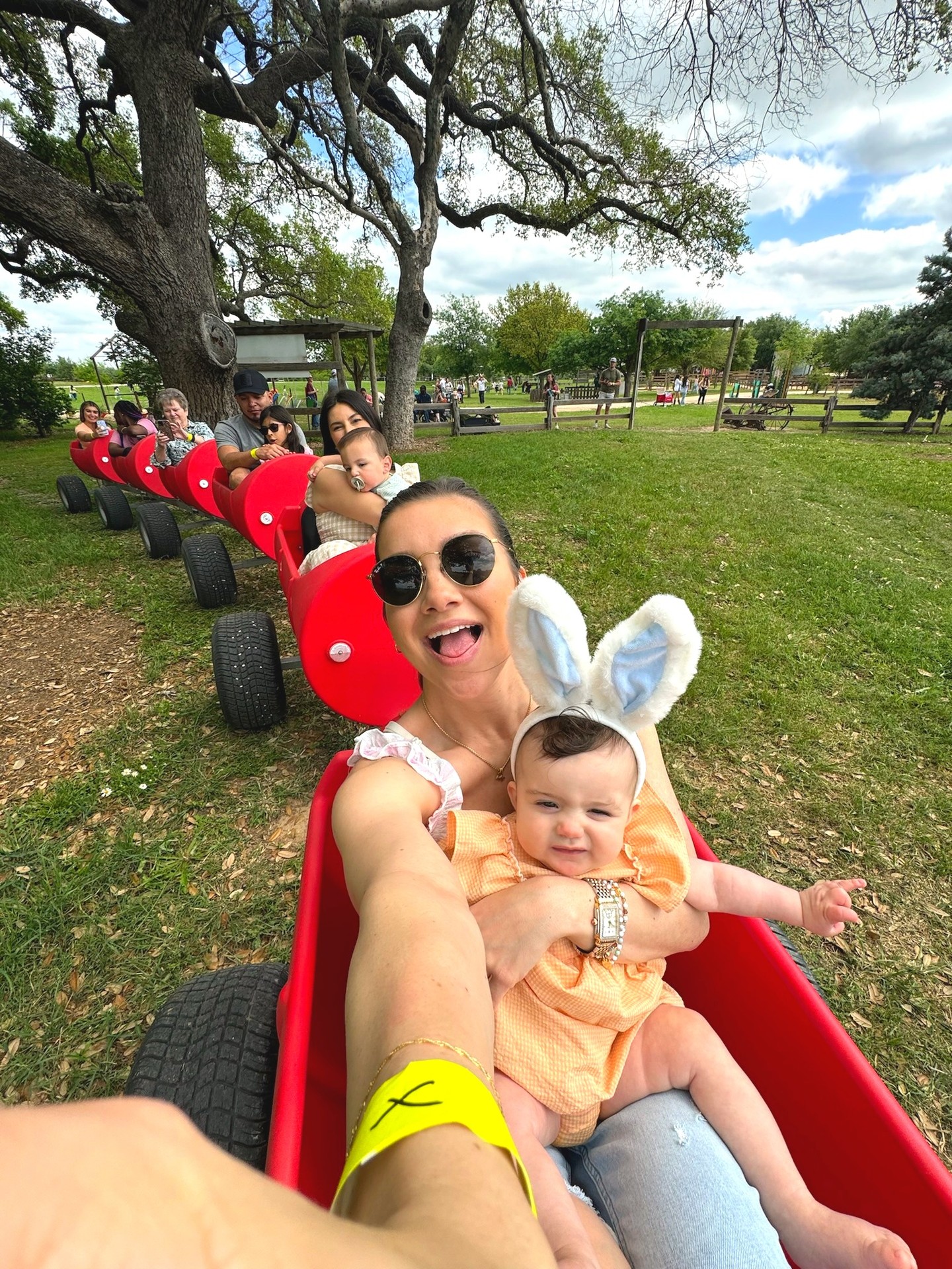 Don't mind us.. just daydreaming about the beautiful spring days that are right around the corner! 🐰🎶🌼
Tickets will be 35% off in exactly two weeks from today!
Sign up for our newsletter and get notified when tickets are live! devineacresfarm.com/newsletter