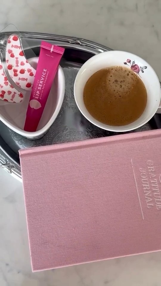 Little pockets of joy to start the day 💕
What’s your favorite slow-morning ritual? ☕☁️ Let us know in the comments 💕👇🏻
Repost @patchology