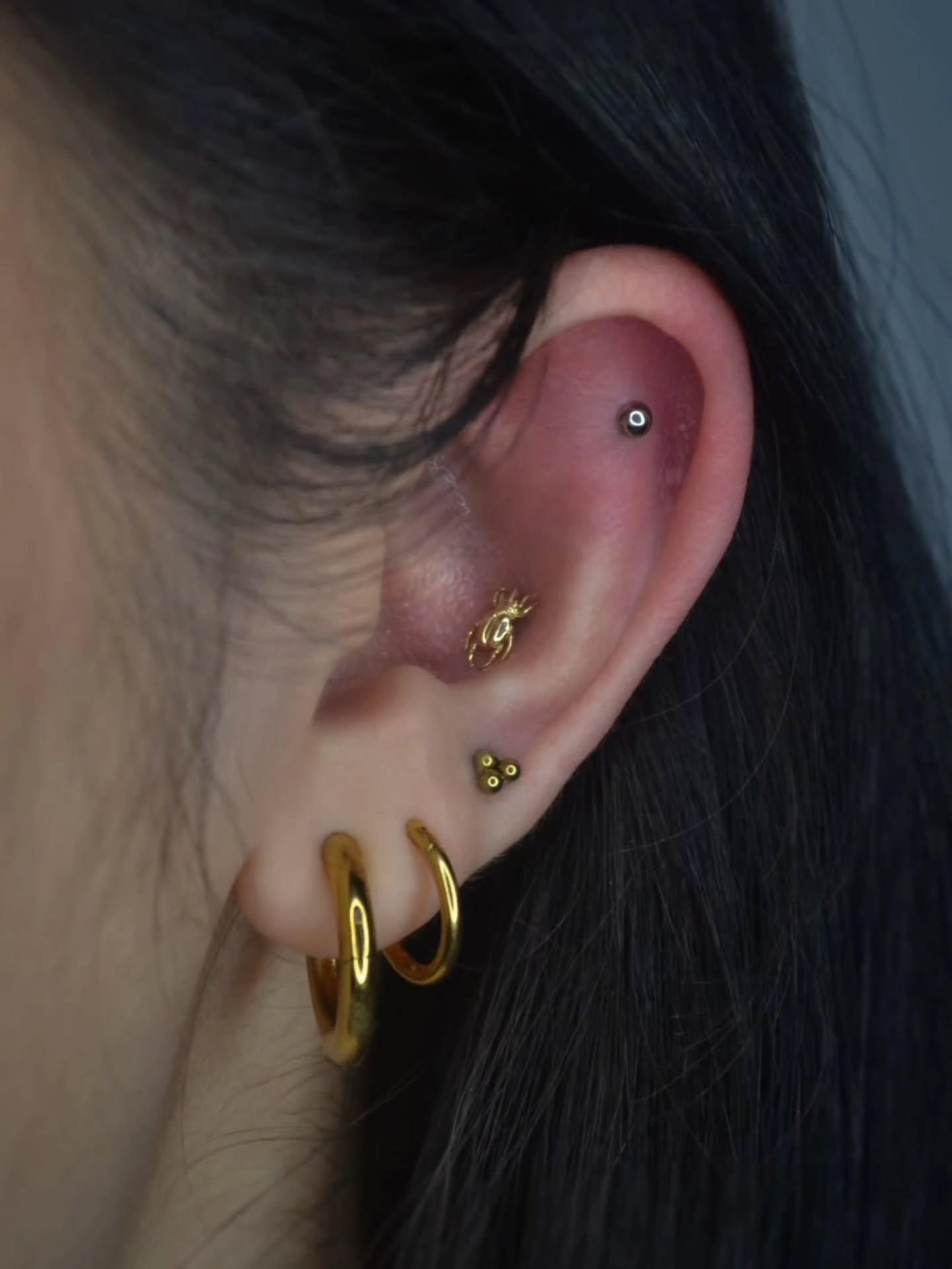 ✨ ARTIST POST FRIDAY✨
(on a Saturday)
Swipe to see some recent work by our talented resident artists!
Slide 1: @piercedbynic
Slide 2: @pepaetattoo
Slide 3: @7inaink
Slide 4: @starritattoos
Slide 5: @soulwhisperink
💌 DM to book
🌱 Haymarket, Sydney
🌱 Dulwich Hill, Sydney
--
#tattoosofsydney #tattoosydney #tattoo #sydneytattooshop #sydneyartist