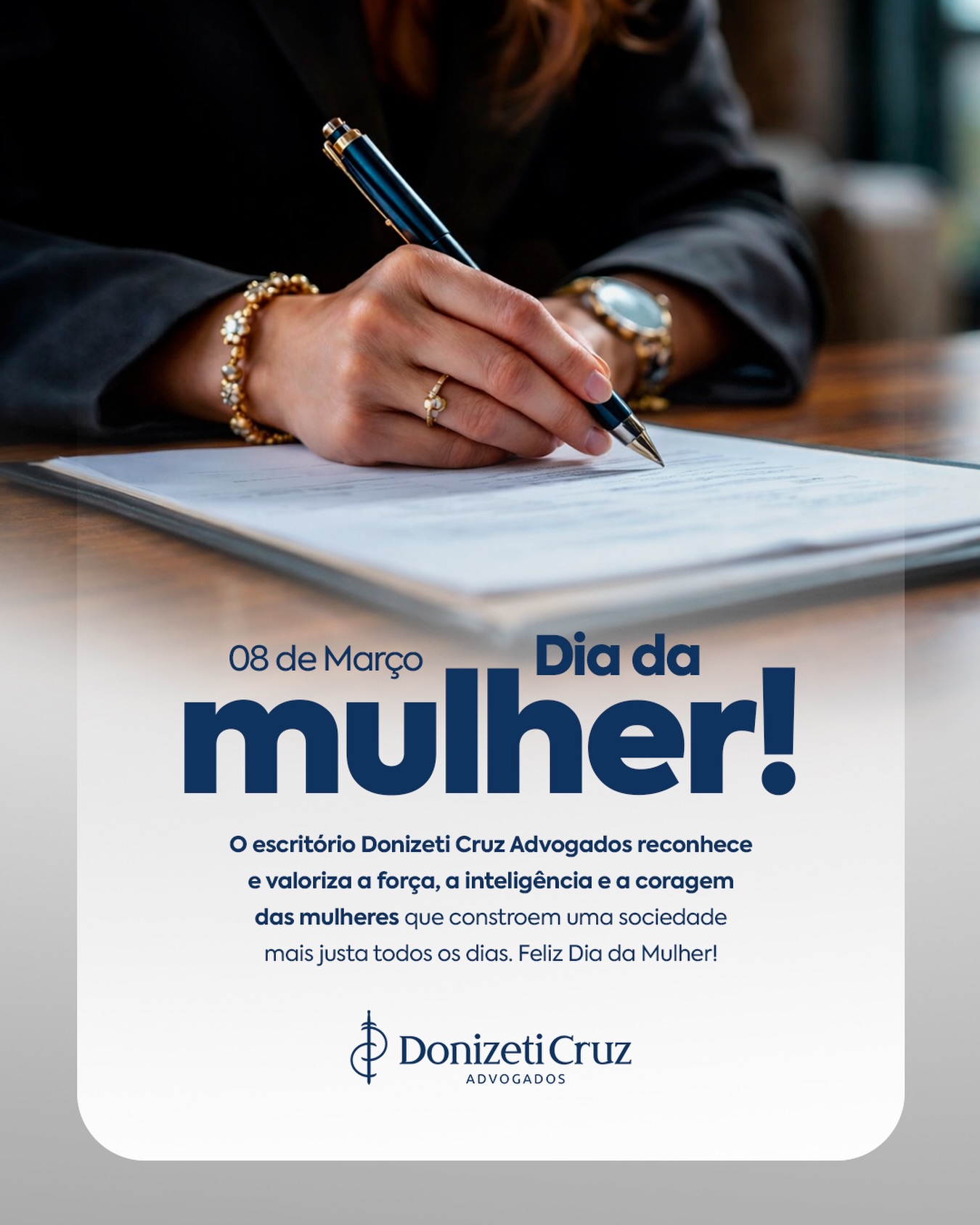 Hoje é dia de reconhecer a força, a inteligência e a determinação de todas as mulheres que constroem um mundo mais justo todos os dias.✨
Mulheres que lutam, conquistam espaço e inspiram novas histórias com coragem e dedicação.
O escritório Donizeti Cruz Advogados deseja um dia especial a todas vocês.
Feliz Dia Internacional da Mulher! 🌷
#DiaDaMulher #8DeMarço #DonizetiCruzAdvogados #MulheresFortes #Respeito