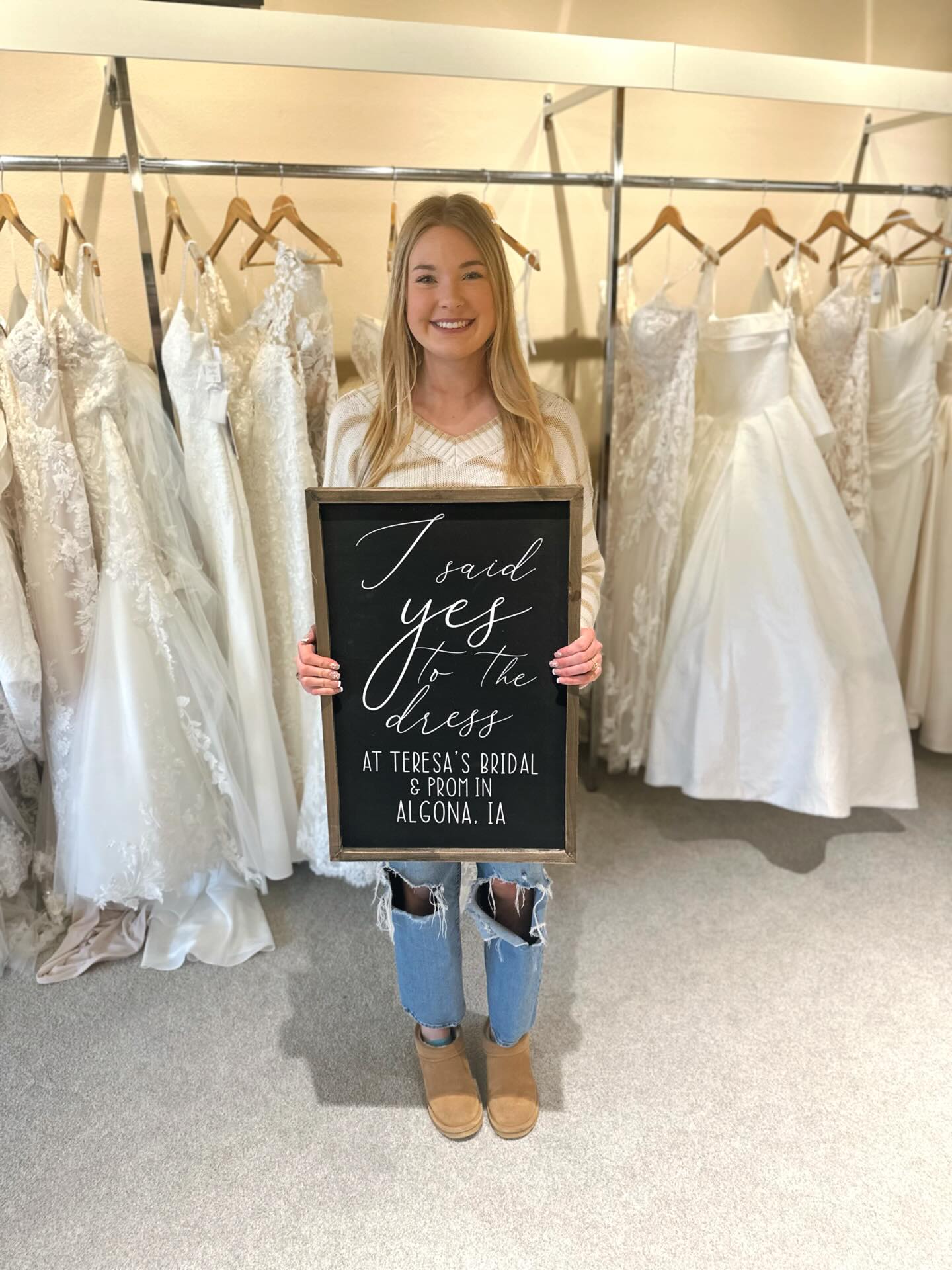 Keagan said YES to the dress! 🤍✨ I had such a fun morning with this group of gals! Keagan’s mom bought her dress from Teresa’s, as well as her sister, and I was so happy to have them back in! You will make such a stunning bride, thank you so much for shopping with us!!🤍