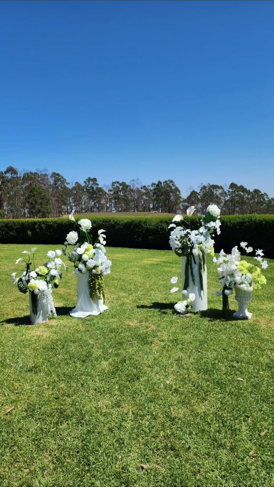 Jade and Johnno’s wedding at The Grove Gippsland.
At the beautiful Grove, the ceremony and reception were styled with fresh greens, layered textures and black ribbon details to create a modern, natural look that suited the space perfectly.
From the first setup to the final details, every element was carefully placed to keep the styling cohesive from ceremony through to reception, working with the space and the atmosphere of The Grove Gippsland.
If you are planning your wedding and would love something custom designed for your day, feel free to get in touch.
#decodays #thegrovegippsland #melbourneweddingstylist #gippslandwedding #weddingstylingmelbourne
Next level photos to come: @littlewhitespacephotography 🫶
@thegrovegippsland
@jadeylucas_
@thegrovegippsland