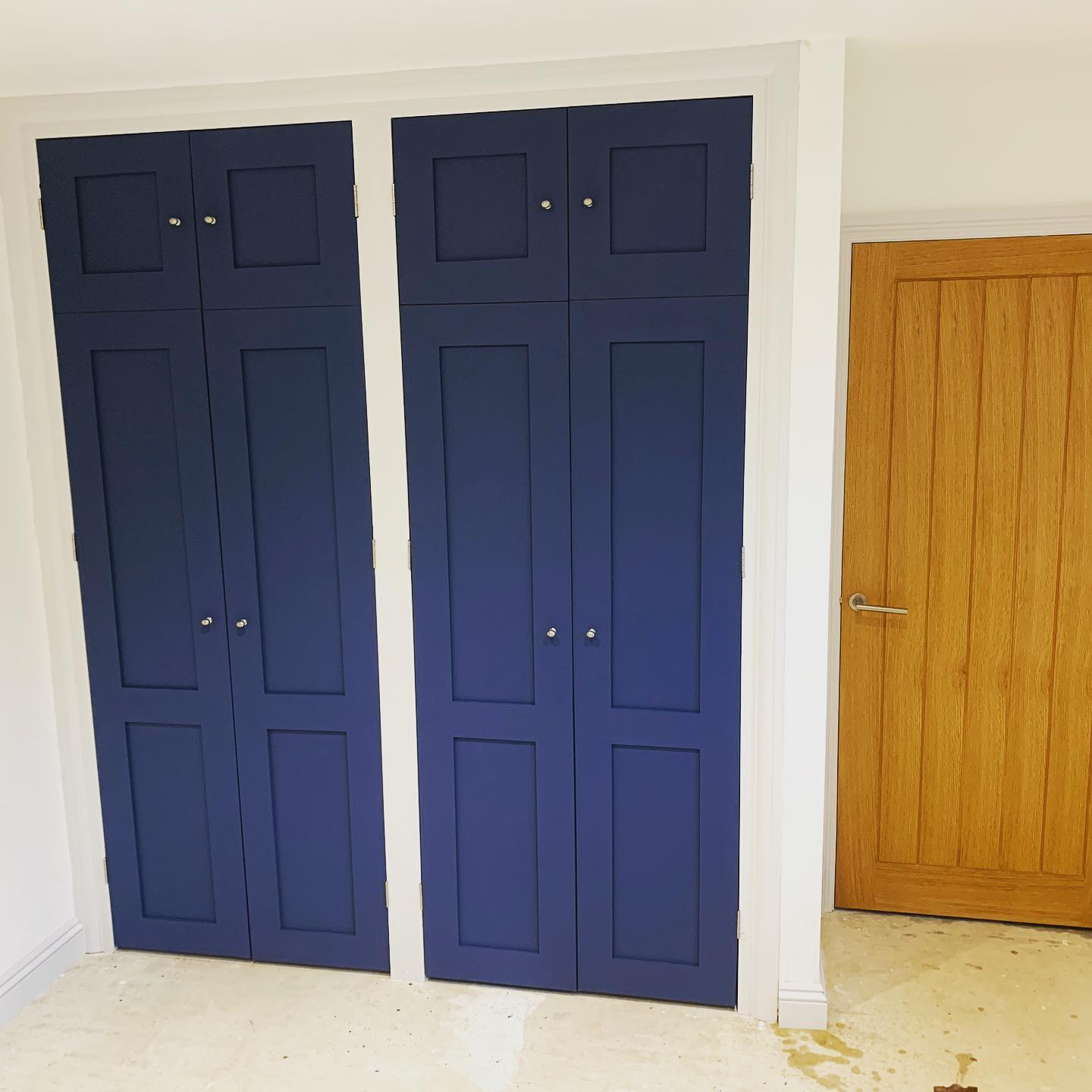Wardrobe shaker style doors #madetomeausure #modern #pertolblue #bespoke #design