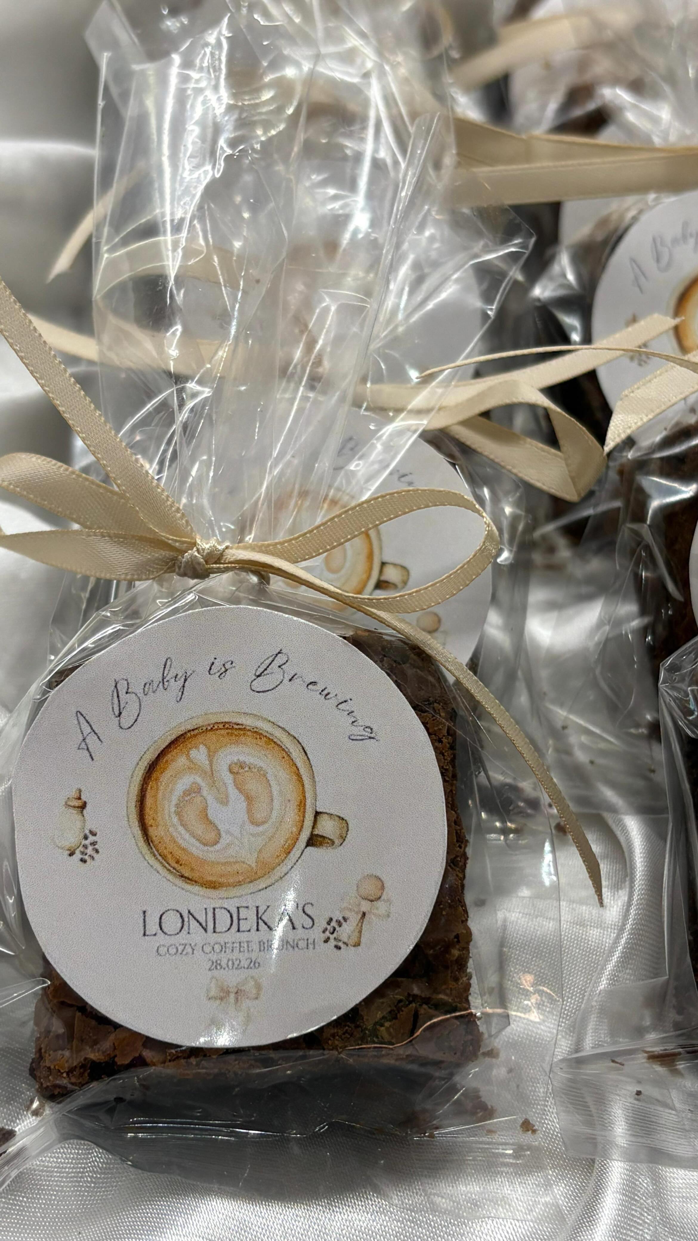 Baby Showers Orders🥰🥰
#baked_by_skye #explorepage #brownie #babyshowercake