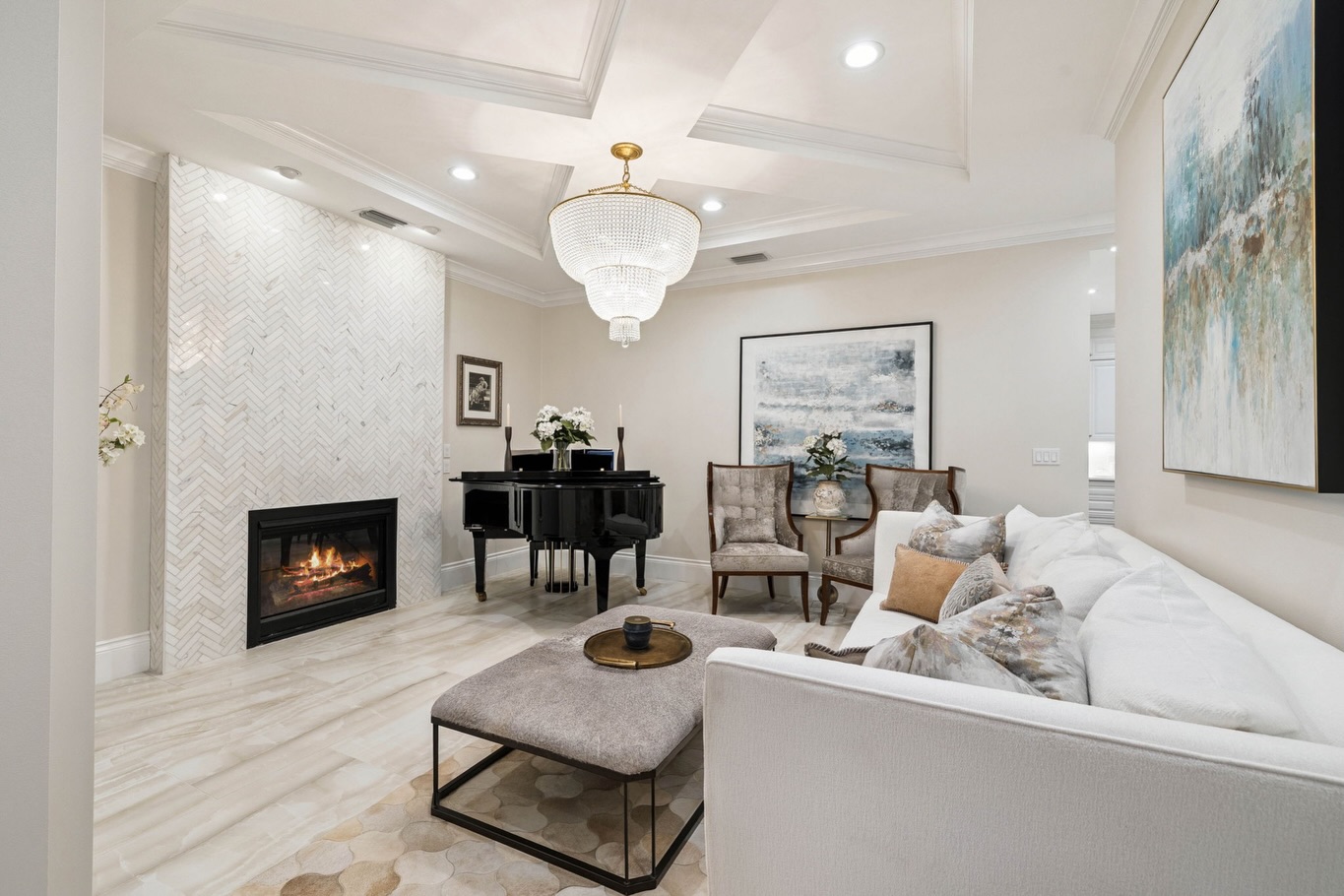 Every angle tells a story.
From the statement chandelier to the grand piano and warm fireplace, each detail was thoughtfully designed so that no matter where you stand, the view is just as beautiful as the last. Because great design isn’t just about one focal point — it’s about creating a space that feels intentional from every perspective.
#interiordesign #musicroom #designtips #luxurydecor #interiordesigner