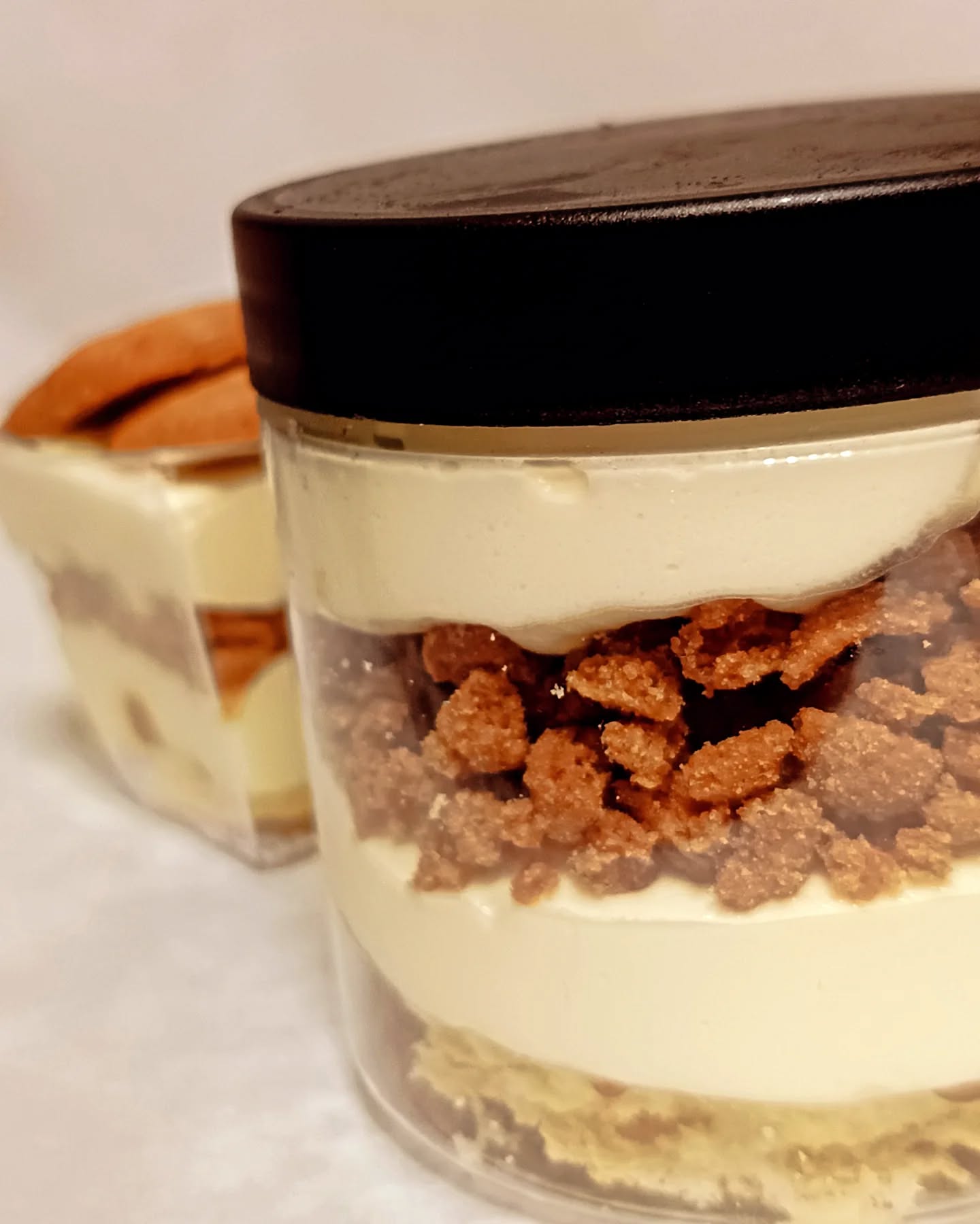 Pour le plaisir des petits et des grands. Sans oublier les femmes enceintes. Tiramisu pasteurisés gourmands au spéculoos.
Rendez-vous chez mes partenaires pour se régaler :
@saveurdeletoile
@chezlili76620
@pizza.chez.vous.octeville
@pizza.chez.vous.yerville
@pizza.chez.vous.doudeville
@brothers.snack
@laboutiquedesartisans.orcher
@laboutiquedesartisans.lehavre
@laviesucree76
#tiramisuspeculoos #tiramisu #gateau #speculos #miam