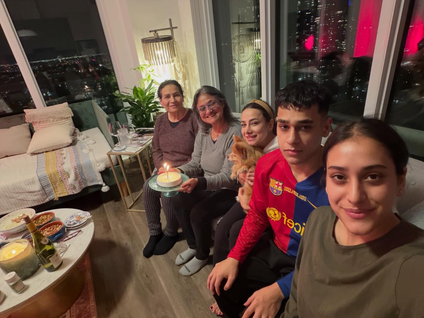 The world needs hope, light and love ❤️ Today more than ever. I celebrate families reuniting and sharing love ❤️ My dear sister-friend Behi’s family has come through so much in Iran and to finally see them reunited and safe in Canada brings joy to my heart and I’m grateful 🙏🏼❤️ A big thank you to those who helped us through this journey, you know who you are! @behishafiei