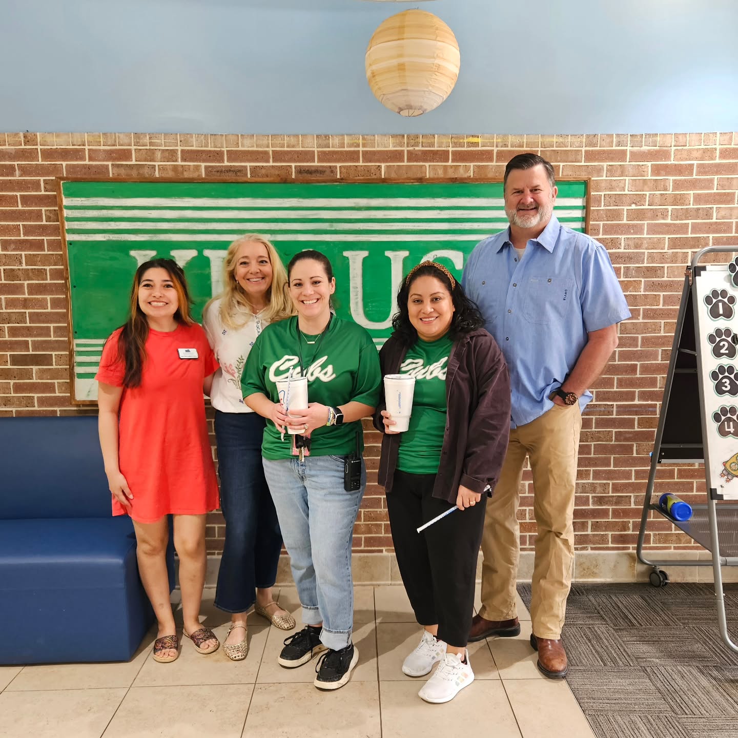 Brenham Abstract & Title and The Kenjura Law Firm were happy to stop by Krause Elementary today with a sweet drink to kick off Spring Break. We truly appreciate all the hard work you put into teaching and caring for our children. Wishing everyone a well deserved and relaxing break.
#brenhamabstractandtitle #schoolappreciation