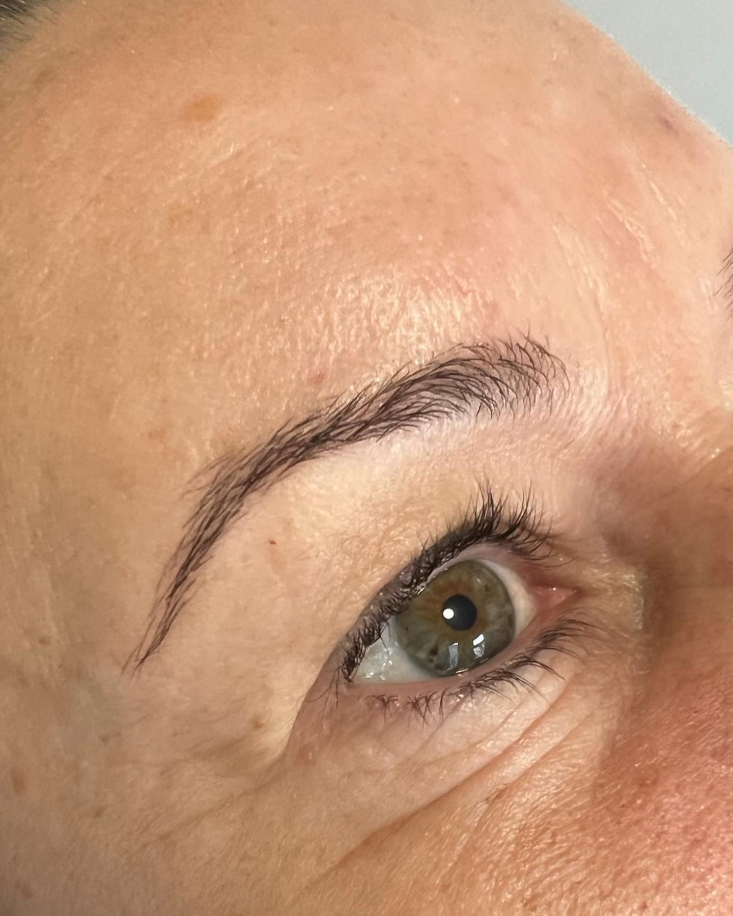 New powder brows and healed top & bottom eyeliner. Stuck for a present? Gift vouchers available. Get in touch via www.ByJools.co.uk or feel free to call. Vouchers can be for any amount and will be presented with a personal gift from @permanentmakeupbyjools 💙
-
-
#giftvoucher #gift #giftideas #giftcard #voucher #giveaway #eyebrows #permanentmakeup #christmas #beauty #giftvouchers #love #eyebrows #present #smallbusiness #relax #giftidea #spa #giftcertificate #facial #shoplocal #baby #giftsforher #giftsforhim #christmas #happy #christmastree