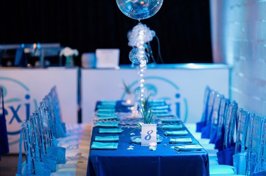 Lexsea’s Bat Mitzvah was a splash! 🌊🫧 Always a great time working alongside the super creative and talented @tyyalipson to bring clients visions to life ✨