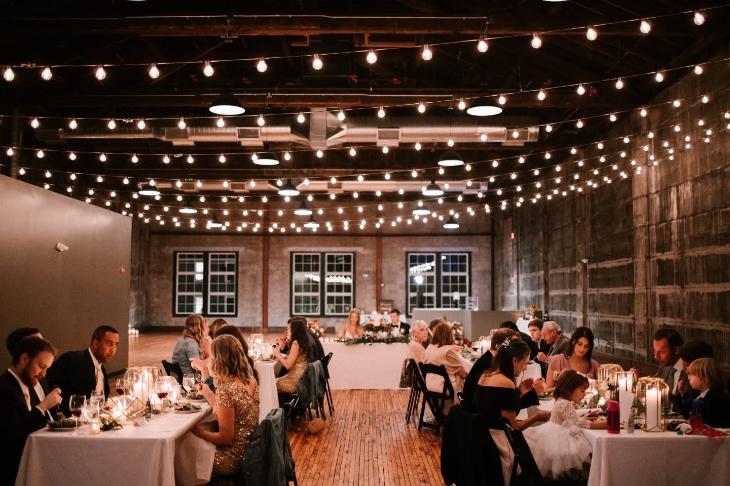 The middle of March always gets me in the feels.
I’ll never forget March 15, 2020—the day everything changed.
I had a one-year-old, a new mortgage, and a baby business. The news was devastating, of course. Full stop.
And looking back, there were also those beautiful, intimate moments that felt hard-won. Celebrations that were more important than ever.
2020 was a forever reminder that small and romantic can be big and awesome.
Photos 1, 2, 4 @jessiefelixphotography
Photo 3 @callanphoto
Photo 5 @charityhopephotography
#WeddingVenue #entrepreneur #historicbuilding #mainstreet #bostonwedding