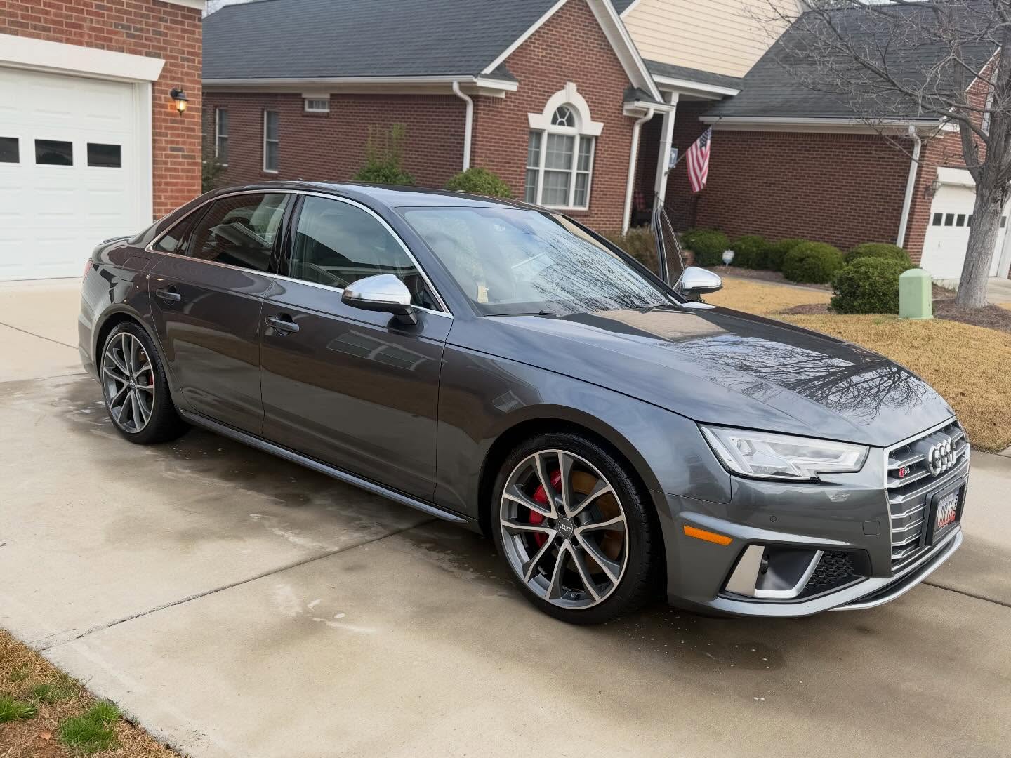 Audi S4 ceramic maintenance.
Thanks for your continued support.
*📅 APPOINTMENT ONLY‼️
www.jcsmobiledetailingllc.com
📱 Call or text (803) 542-1442
#MobileDetailing SCDetailers CarolinaDetailers #Wax Shampoo #PaintCorrection #CeramicCoating InteriorDetailing #HeadlightRestoration ColumbiaSC ElginSC LexingtonSC WestColumbiaSC BlythewoodSC IrmoSC CayceSC LugoffSC LakeMurraySC FortJackson