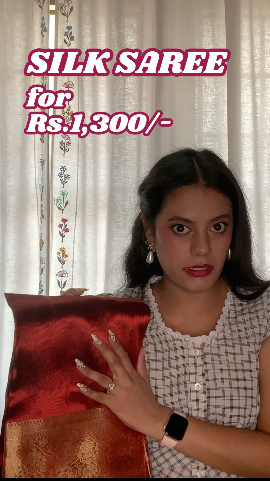 TISSUE SILK SAREE for Rs.1,200/- ๐ค
Purchased this beautiful maroon tissue silk saree from @thesurrealstore
The quality is good for the price you pay. The color is beautiful. I got the pre stitched saree which is surprisingly good and very easy to drape.