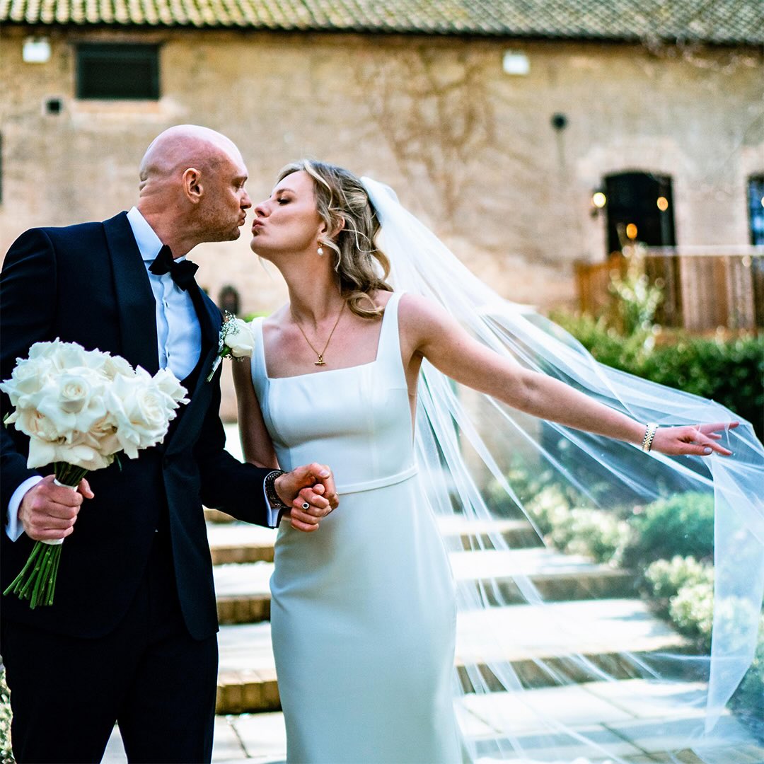 Helen & Dave📸❤️
“Thankyou Jeremy, we will treasure these photos for years to come! You were fantastic on the day too, seamlessly blending into the background which was exactly what we wanted”.
#norfolkweddingphotographer #wedding #weddinphotographer #documentaryweddingphotographer
#relaxedweddingphotography