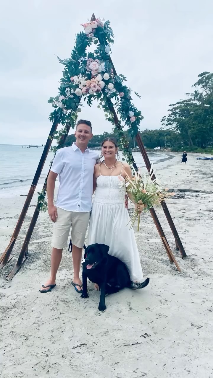 A fuss free wedding with loads of personality🥰
The bride and bridesmaid paddle boarded into the Callala Bay cove beach for the surprised starter of the wedding ceremony.
Congratulations Jordan and Kim, hitched at high tide.
I loved how a fuss free wedding ceremony still has lots of personality including Labrador Reggie, the ring bearer.
I arrived with the rake, the umbrellas, the table, chairs, and helped the dads and groom set up the arbour and prep the ceremony space.
#southcoastcelebrant #beachwedding #wedding #wollongongcelebrant #weddingday