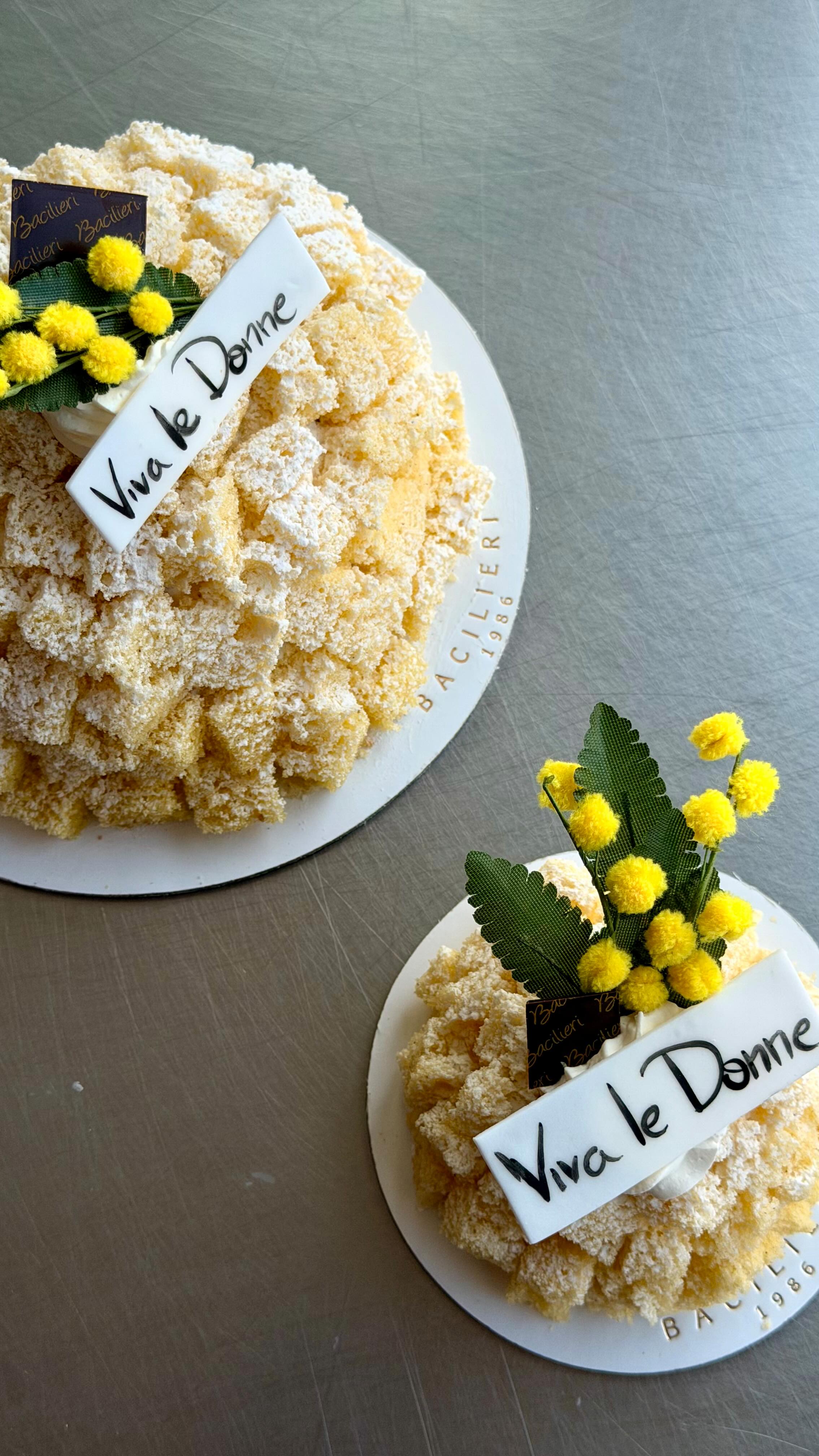 Morbide mimose che ci accompagnano in questi primi giorni di primavera💐🌼
.
.
.
.
#bacilieri #pasticceriabacilieri #festadelladonna #mimosa