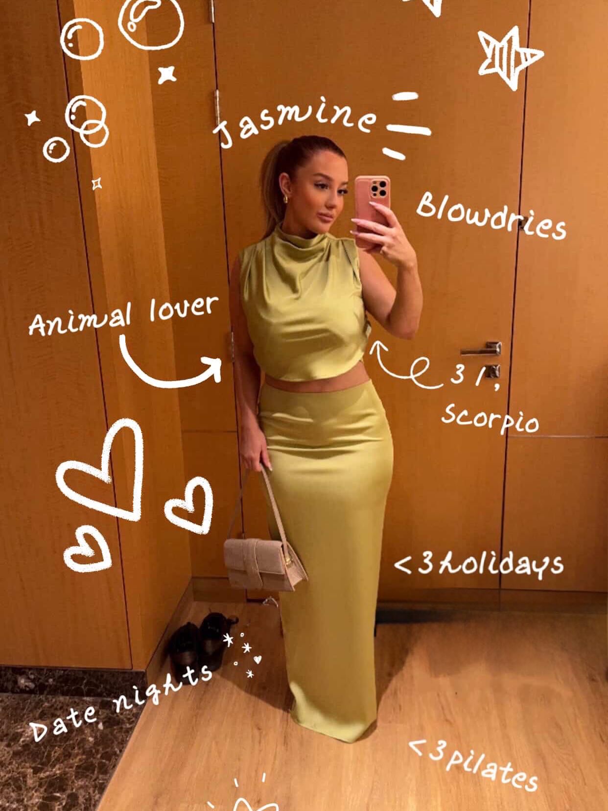 ⠀
Just a little reintroduction for the new faces here 🤍
I’m Jasmine, I’m 31. Scorpio, animal lover, pilates girly, and someone who will never say no to a blowdry, a date night, or booking another holiday ✨
__________________________
Get in touch 👇🏽
𝐃𝐌 𝐔𝐒 𝐅𝐎𝐑 𝐄𝐍𝐐𝐔𝐈𝐑𝐈𝐄𝐒
GIFT VOUCHERS AVAILABLE
SWIPE FOR CLINIC DATES
⭐️ 5 STAR GOOGLE REVIEWS
💻 www.archedaesthetics.co.uk
📱 𝗪𝐇𝐀𝐓𝐒𝐀𝐏𝐏 07517416782
📧 hello@archedaesthetics.co.uk
#lipfillerplymouth #dermalfillerplymouth #aestheticscallington #dermalfillercallington #aestheticsliskeard