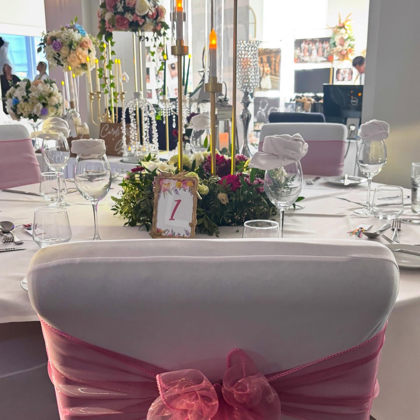 WEDDING FAIR DAY // Ready to fall in love with your wedding plans? Come to the beautiful @hammanor_wedding_venue today, Sunday 8 March, 11am - 3pm. Meet the best suppliers, spark creativity, and make your wedding stationery wishes come true 💌.
Image Features:
Venue: @hammanor_wedding_venue
Styling: @thesussexweddingsuppliers
Stationery: @iamcwdesign
#weddinginspiration #weddinginspo #weddingstationery #iamcwdesign