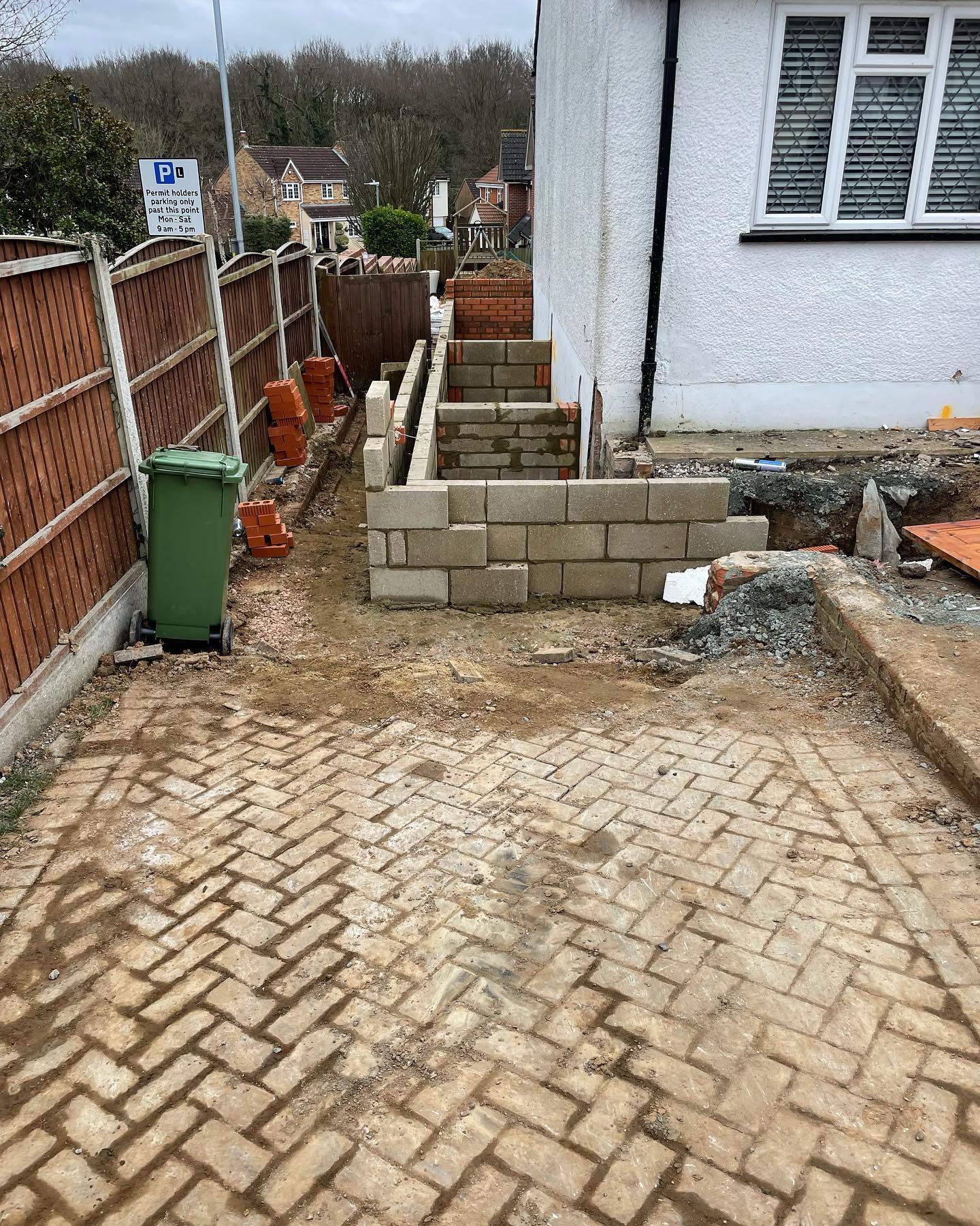 Great weekend of laying blocks getting ready for floors to go on, a tricky 3 split level of finished floor levels throughout the new house design but we got there and set ourselves up for a busy week 💪
