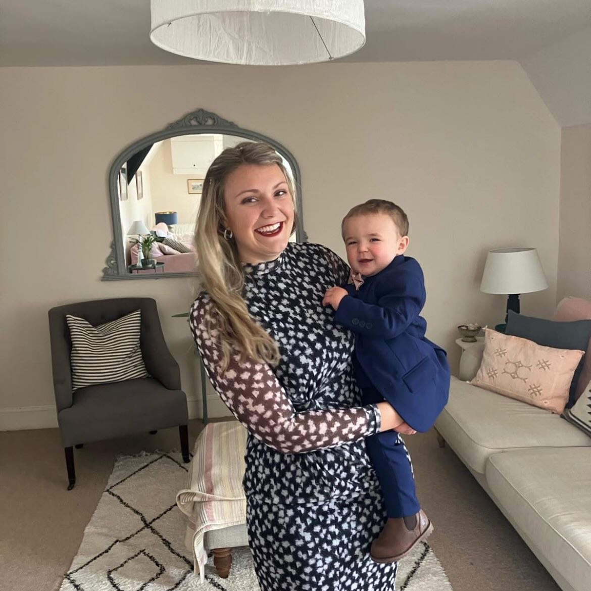 In honour of International Women’s Day, we’re shining a light on the woman behind Enys & Cole @nicoles95
While juggling a job, studying, raising her little man and building Enys & Cole from the ground up, Nicole somehow manages to create beautiful products, run the business and make the whole thing look completely effortless (even though we all know there’s probably a lot of coffee involved ☕️)
From late nights and big ideas to bringing Enys & Cole to life, she’s the definition of a true girl/mum boss — proving that with passion, determination and a little bit of chaos, amazing things can happen.
Today we celebrate Nicole and all the incredible women doing it all. 💐💪
Happy International Women’s Day!
#womeninbusiness #internationalwomensday #girlboss #smallbusiness #cornwalluk