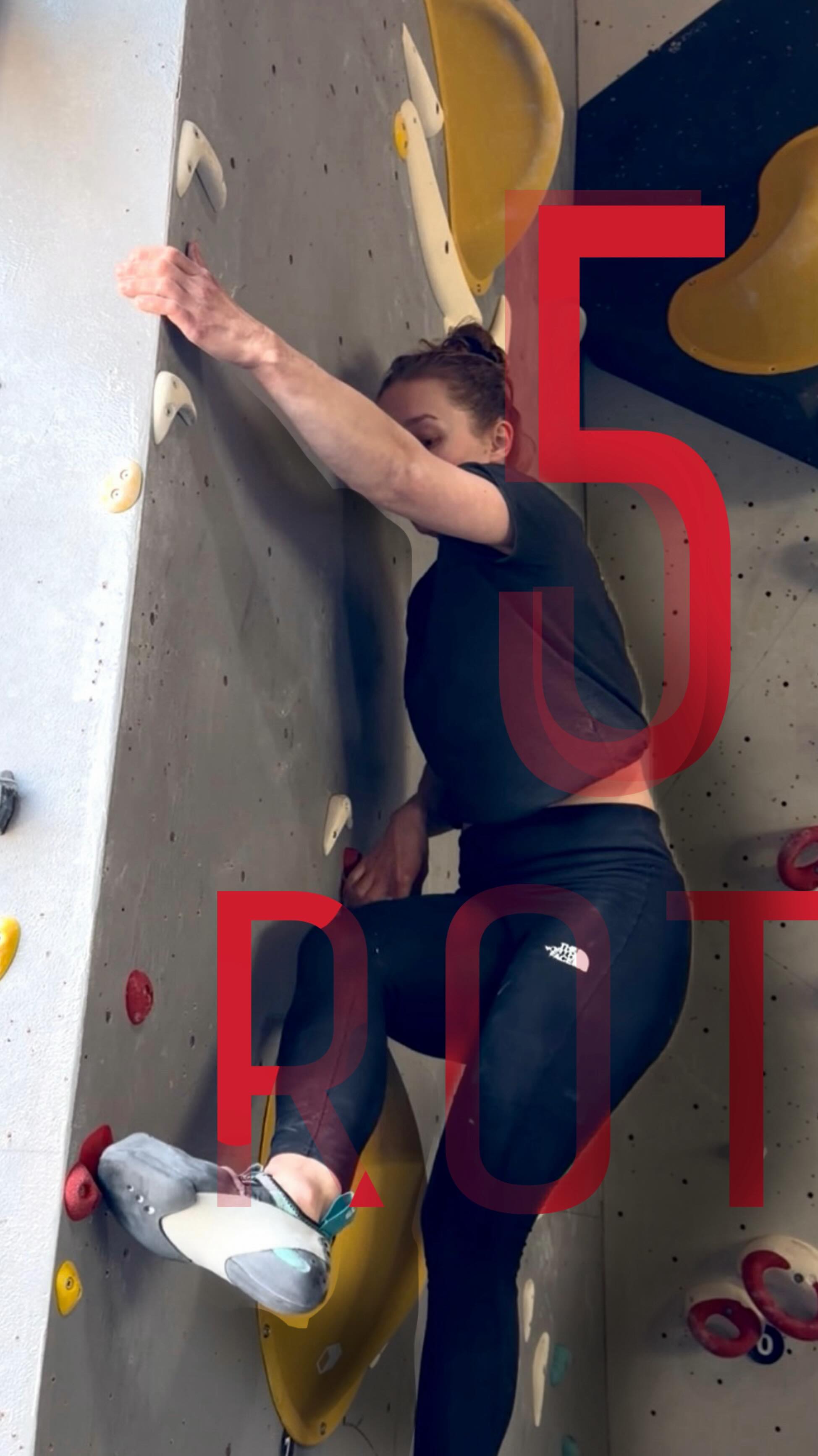 MONDAY BETA | Falte
Neue Boulder für euch! Die Falte wartet mit vielen technischen Bouldern auf eure Tops 🔝
Louisa macht‘s vor und zeigt eine mögliche Beta. Funktioniert diese Beta auch für dich?
Viel Spaß beim Projektieren!
Routesetterin | Climber: @dauer.setting
#fliegerhallebraunschweig #femaleroutesetter #mondaybeta #routesetting #bouldering beta climbing fliegerhalle