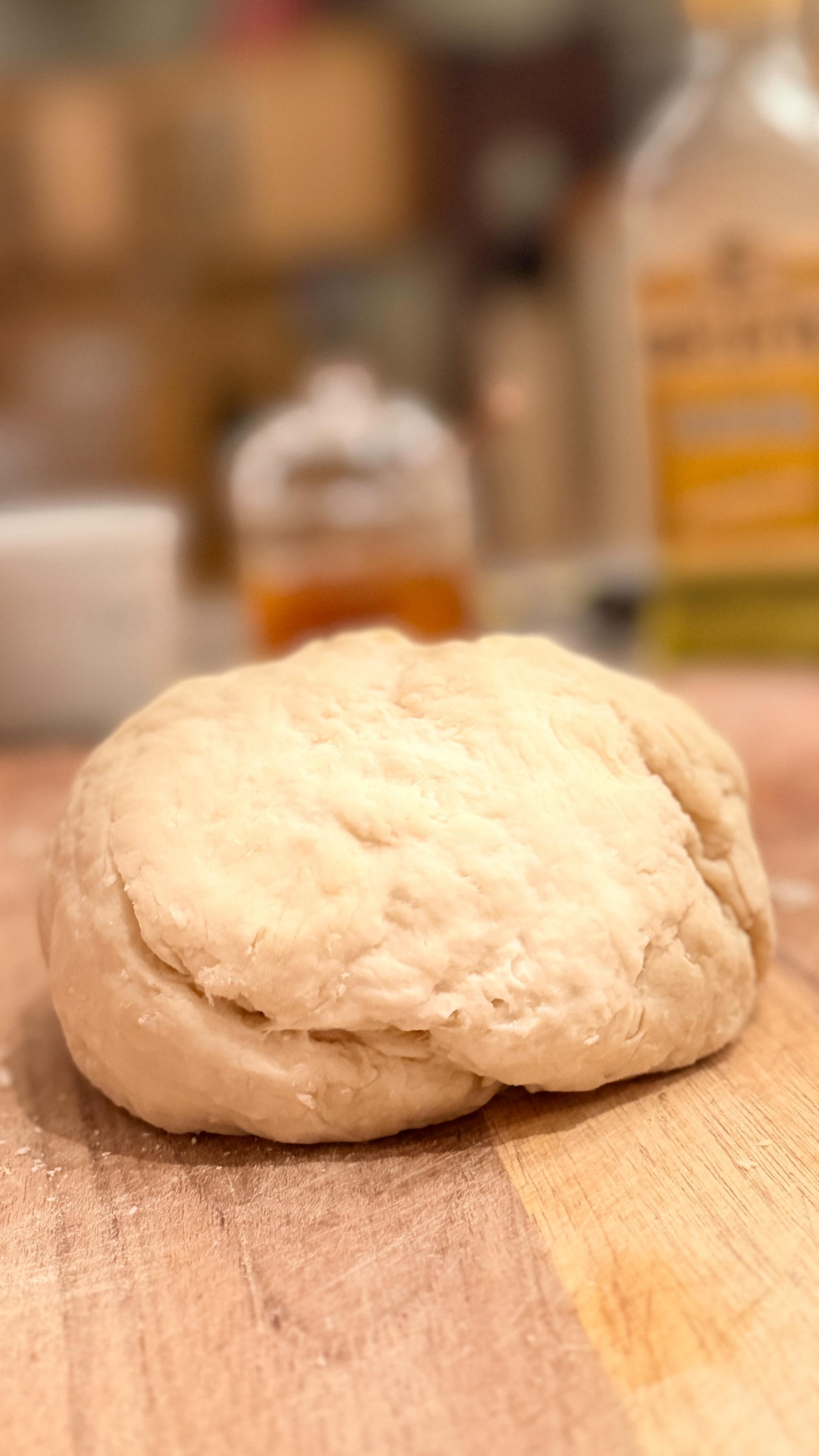 It’s easier than you think to make your own pizza dough! 🍕‼️ This recipe takes just a couple minutes to mix together and is always fun to make with my kids. Plus, there are no chemicals or preservatives, so you know exactly what’s going into it.
Recipe below! 👇
Ingredients:
- 1 packet active dry yeast (or rapid-rise)
- 1 Tbsp raw honey
- 1/8 cup olive oil
- 1 tsp kosher salt
- ¾ cup warm water
- 2 cups all-purpose flour
Directions:
1- Mix warm water and yeast. Let sit about 5 minutes until foamy.
2- Whisk in honey, olive oil, and salt.
3- Add flour and stir until a sticky dough forms.
4- Knead briefly on a floured surface.
If using regular yeast: Let the dough rise in an oiled bowl for about 1 hour, until doubled.
If using rapid-rise yeast: You can skip the rising step!
Lightly knead once or twice and your dough is ready for pizza night. 🍕
✨ Freeze extra dough for up to 3 months.
#pizzanight #mom #cooking #recipe #homemade
