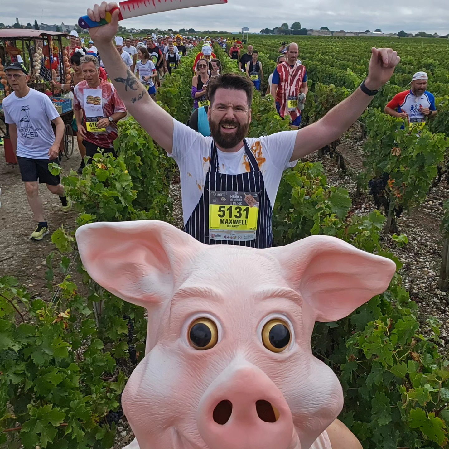 We Love A Challenge....
Almost as much as we love a glass of delicious red wine!
So when the opportunity arose for us to marry two of our favourite pastimes we jumped at the opportunity to run the marathon du medoc 🏃 🍷
The longest marathon in the world combined with 19 (I think 🤔) wine tastings through the beautiful, Haut Medoc was a truly wonderful experience and we can't wait to give it another crack next year!