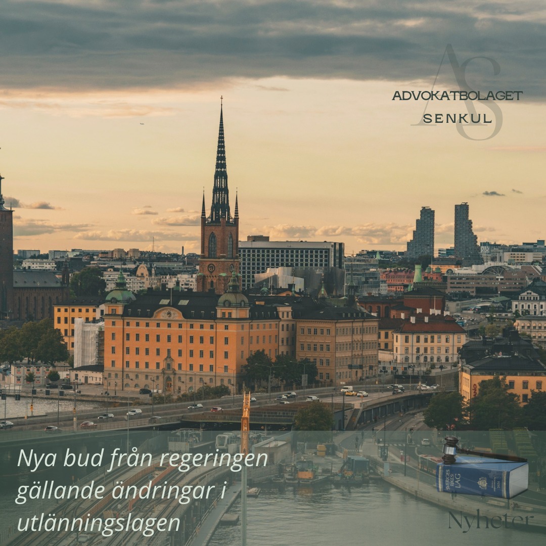 Tidigare idag gick Sveriges regering, tillsammans med SD, ut med att de kommer med ytterligare ändringar i den svenska migrationspolitiken och utlänningslagen.
○○○
Vänd dig till oss på Advokatbolaget Senkul för rådgivning om du är en av de som påverkas av de här förslagen om nya regler!
○○○
De fem punkter som regeringen vill förändra är:
• Den utredning som de gjort om att återkalla alla permanenta uppehållstillstånd ska kompletteras med förslag på möjligheter till att ansöka om svenskt medborgarskap.
• Personer som lever i Sverige med arbetstillstånd efter det så kallade ”spårbytet” som regeringen nyligen tog bort ska nu kunna ansöka om arbetstillstånd inifrån Sverige, förutsatt att de når upp till lönekravet. De ska alltså inte behöva lämna Sverige för att få sina arbetstillstånd förlängda.
• Yrken inom vård och omsorg ska få ett lägre lönekrav.
• Unga vuxna upp till och med 21 år, som studerar på gymnasiet ("och har gjort rätt för sig") ska kunna vara kvar för att avsluta sina studier (och stanna i Sverige). Migrationsverket ska också ha pausat alla beslut i sådana ärenden, som nu kallas "tonårsutvisningar", tills det finns en ny lag på plats. De som redan har utvisats, eller har fått ett beslut om utvisning som vunnit laga kraft kommer fortfarande att bli utvisade.
• Personer från Ukraina som är här i Sverige med stöd av Massflyktsdirektivet ska kunna ansöka om och få arbetstillstånd i stället, även om de inte når upp till lönekravet, det införs alltså ett ”spårbyte” för personer som faller under Massflyktsdirektivet.