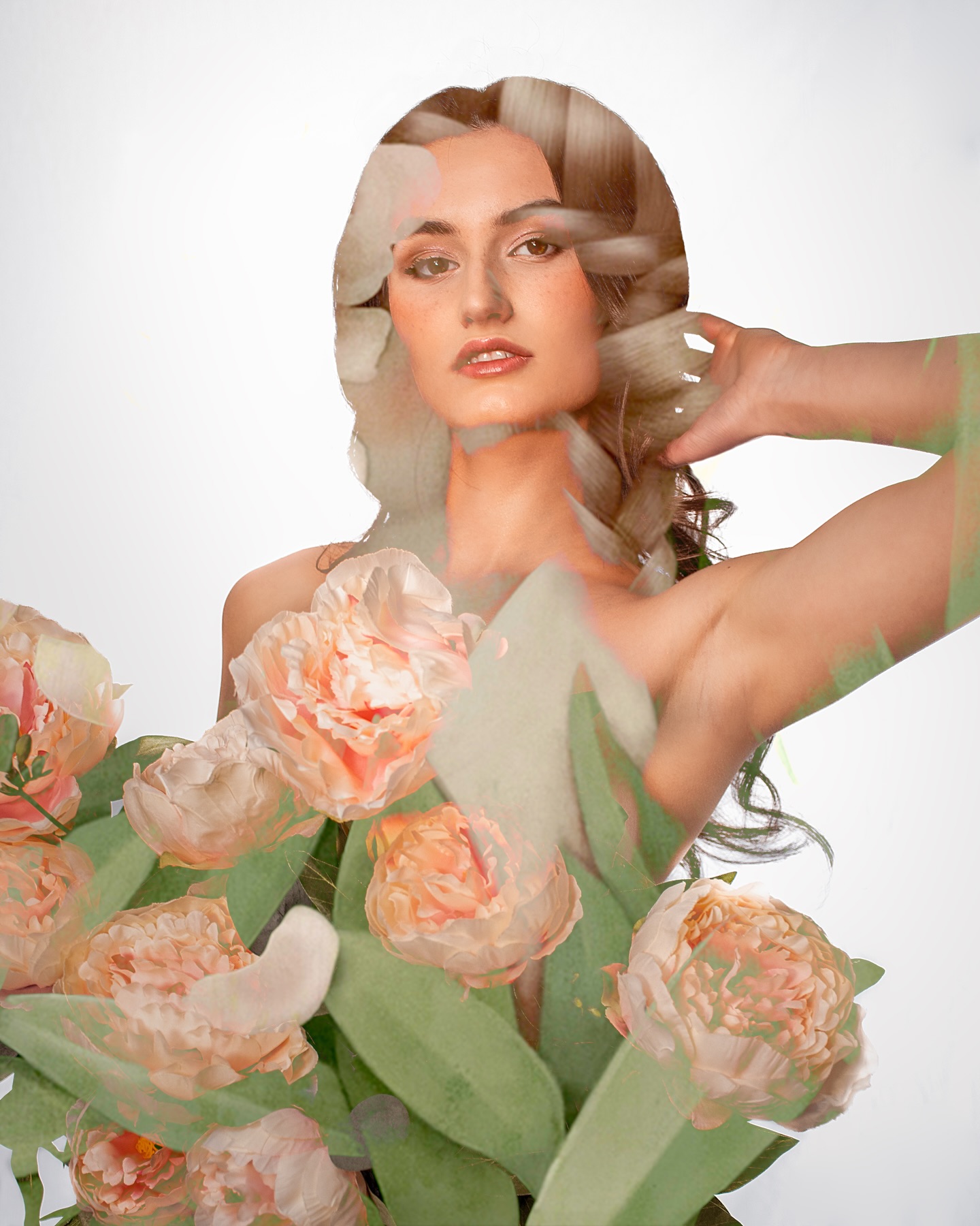 Today we celebrate women 💫
Where I come from, this day has always been something very special. Almost like a second birthday for every woman. A day when you feel truly seen and appreciated. Flowers appear everywhere, kind words are shared, and the men in our lives try their best to make the day beautiful. It’s even a day off to celebrate women — not only mothers, but daughters, sisters, friends. Women of every age.
I’ve always loved that feeling — the reminder that simply being who you are is worth celebrating.
So today I want to bring a little of that spirit here.
To remind every woman that you are special, you are seen, and you matter.
Of course, we don’t need just one day a year to feel that way. It should be every day. But there is something powerful about pausing for a moment and recognising the strength, beauty, resilience and kindness women bring into the world.
Today we celebrate all of it.
Tag or share this with a woman who deserves to be reminded how incredible she is. 💐
Model @indiaj.fit
#InternationalWomensDay #Womensupportingwomen #CelebrateWomen #StrongWomen #WomenInBusiness