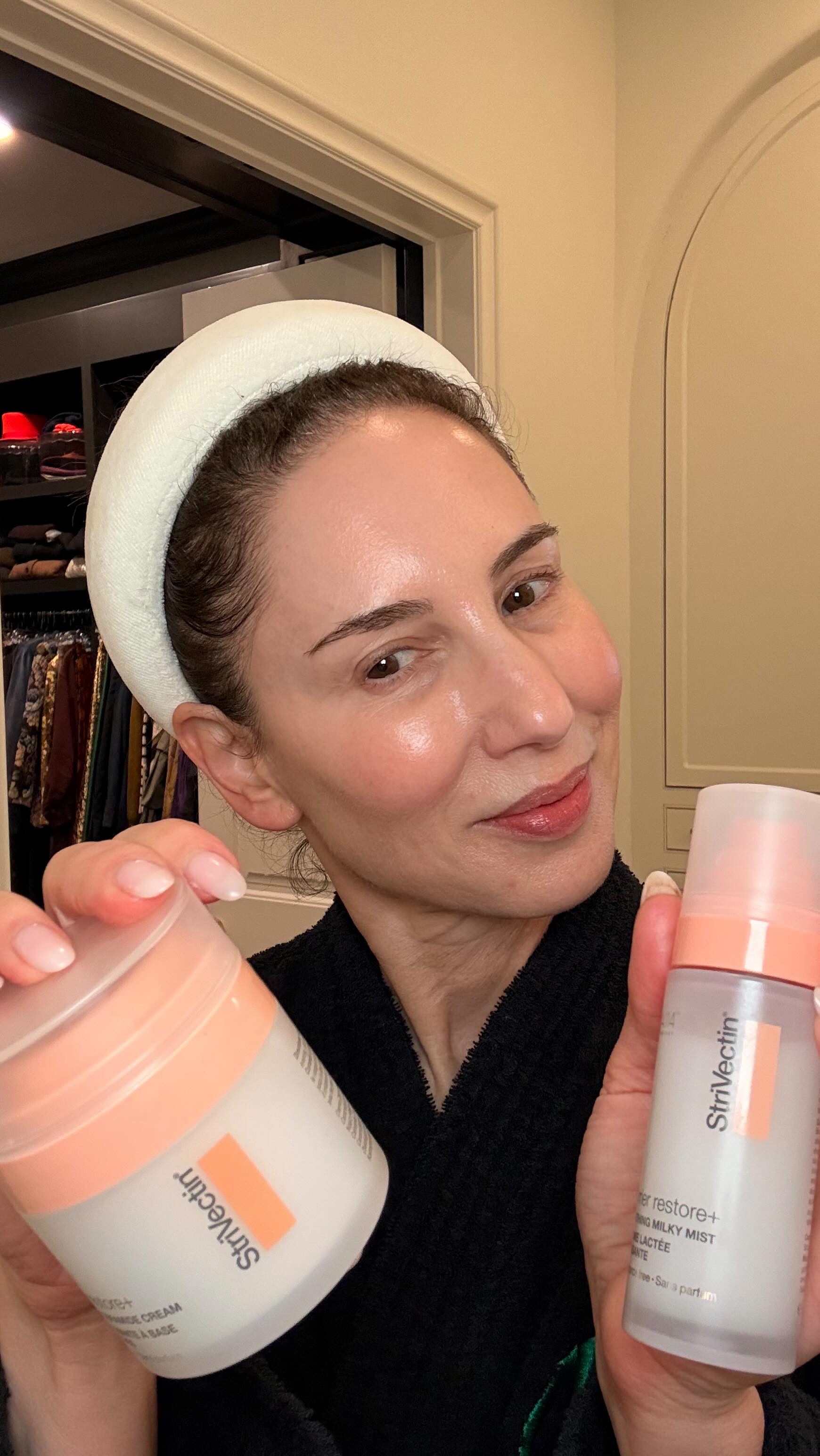 Trends come and go. My skin barrier does not.
Barrier care is about playing the long game, and I’ll take clinically formulated over kitchen counter every time.
So yes, turmeric is everywhere.
No, I’m not really rubbing it on my face. Shop StriVectin’s Barrier Restore+ products at Ulta Beauty. #StriVectin #BarrierRestore @StriVectin @UltaBeauty