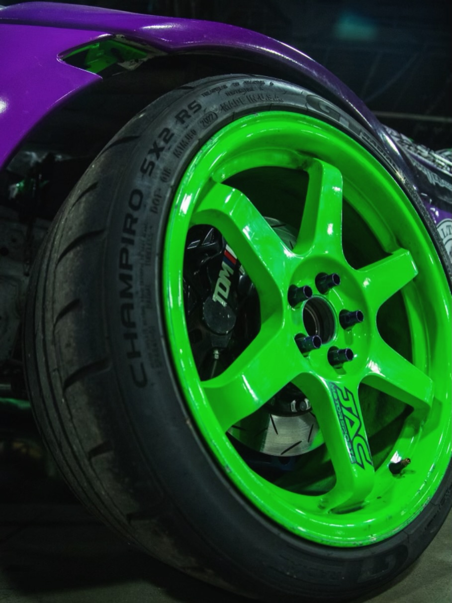 Who’s got the hook up on tires this season? Looking to do a dozen events with the FD car and be on the same tire all year.
Thx💜💚