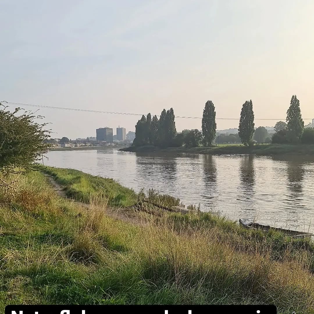 After 200km in August I set myself a goal of 10km a day for the month of September, I cracked that milestone on the 28. Knowing I was close inset a new goal of 200 miles. Today I cracked that on the last day of the month. Here are a few pics of my walks this month cheers to @geraldjd and @staceysuter1 for the weekend walks to get the distances in. #penyfan #wales #cardiffbay #breconbeaconsnationalpark