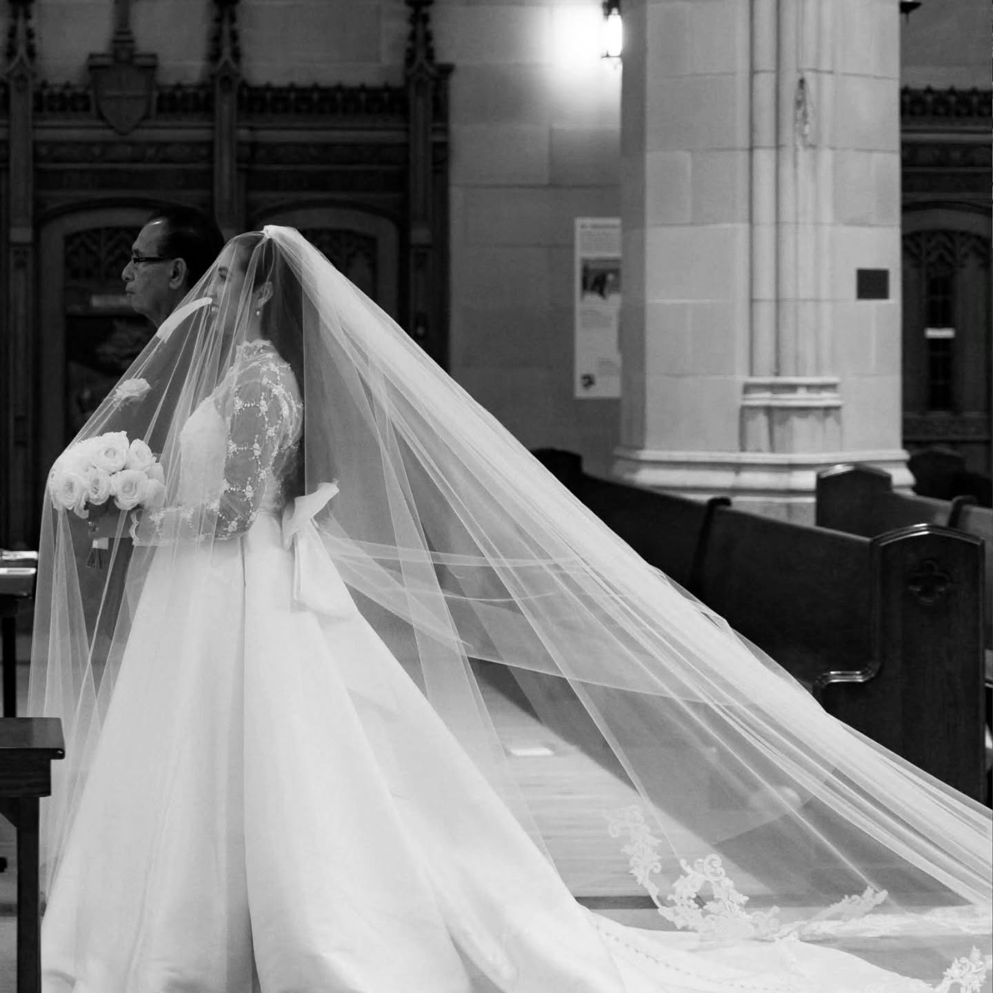 Stella York Gorgeous Bride
Dress code 7711
💒 Private bridal appointments designed to help you feel confident and sure.
Book your appointment today.
📞 337.541.9990
🌐 emmasbridalboutiques.com