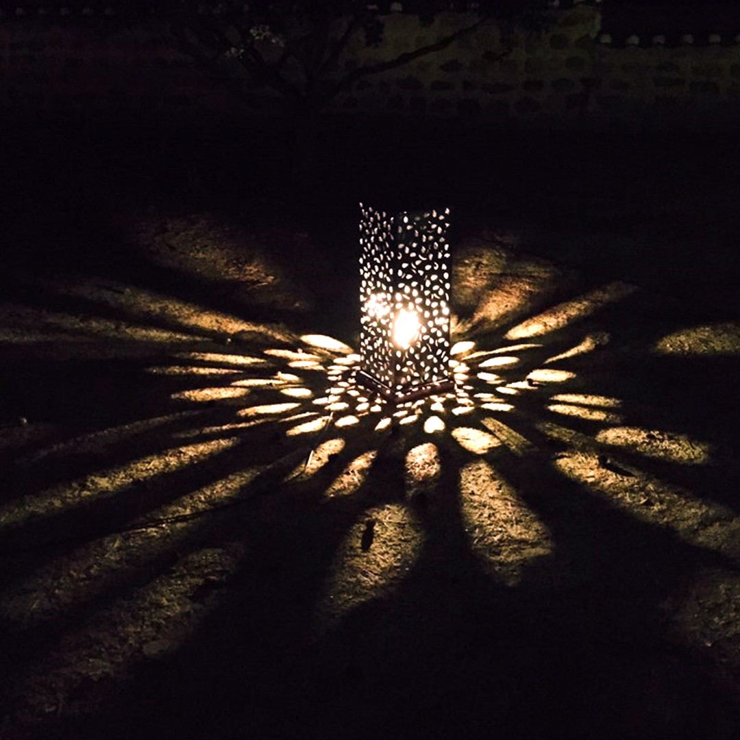 Light Asia 2015 Daegu
We invited five global Lighting designers and 50 students from Yeungnam University who are majoring Architecture.
During the workshop, they divided groups into 5 with one Global lighting designer as a leader to plan and discuss to provide special "Lighting evening show" on 19 August 2015 from 7PM.
#lightasia #daegu