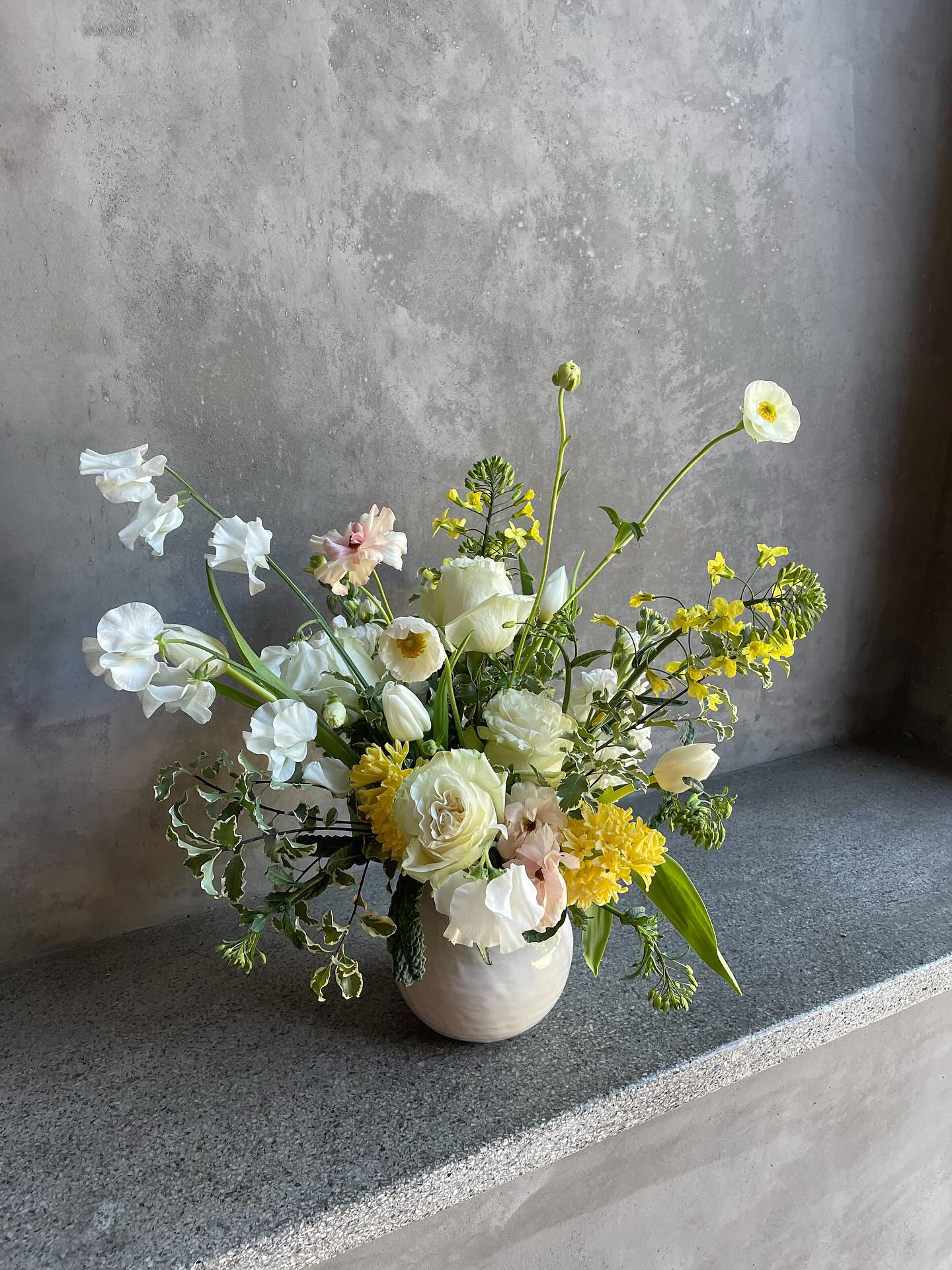 Spring Equinox is on the 20th. The perfect time to start a flower subscription for yourself, your business or a loved one!
You can set this up through our website or contact us at florals@lebouquestsf.com