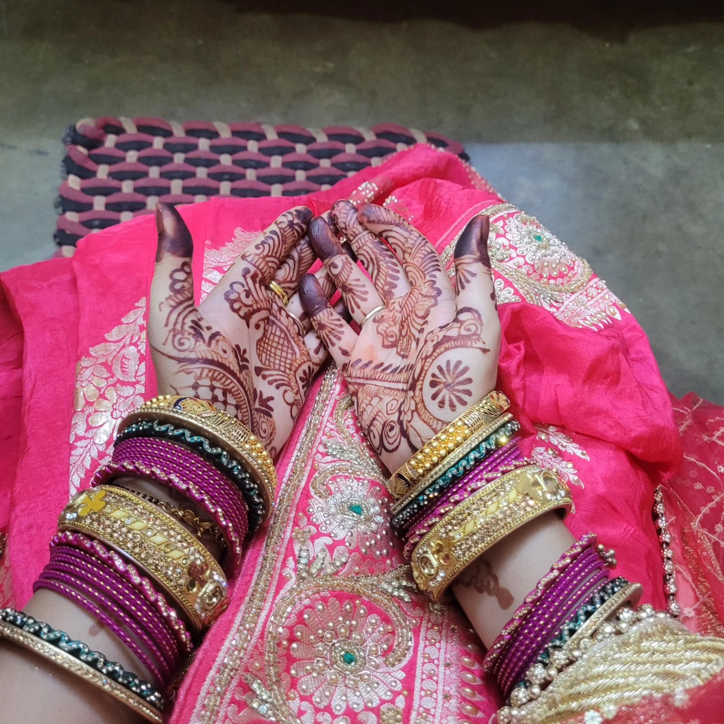 Hindu festival Teej ☘️✨️
The word Teej was synonymous to me since childhood. Women in my family - my aunts - did a full day fast for their husbands, did puja and read holy books. But I was most mesmerized by the way they would dress up on this day and loved the prasad they would give on the next. I never saw my mom do it though, so didn't think I would either.
Cut to last year post my marriage. My first Teej. My in-laws have the tradition of fasting on Teej. And mom-in-law came to help me do this the first time. It went by in a haze, don't remember much, the fast was okay, I did dress up and have fun. Wasn't sure I'd do that again.
This year on 18th, it came again. And I came to be with my in-laws, do the fast among other things. Mehendi, saree all arrangements were pre-made. I was excited to wear jewellery, click photos and have some cheer. The fast, oh yes, I had some doubts. A full day fast without water isn't a small thing you know. But my husband, he wanted to do the fast too, on his birthday, I would never have I know.
I guess that gave me some strength, and companionship. The day went by, all I did was well, lie. Mouth dry by the evening, it was getting tougher. No food was okay, but no water felt just 'why'! Dosa, samosa, chaat and golgappe - kept telling my husband I want a feast the next day. He smiled through it all, did chores for the house, and agreed to all my demands.
It was time to deck up, and I did a good job. Pandit ji came, the puja was done. After some photoshoot, we completed a movie and slept.
5 AM - mom-in-law wakes me. All night she slept by the pooja area, went to the pond with other ladies to do some rituals, came back to finish some chores, then woke me up to get ready for the prasad - yes finally. I hurried, was hungry, and sleepy too. Puja, then prasad, another succesful Teej, thanks to her.
Husband kept sleeping till I woke again. Sleep before food for him always. But it was a good time I had. Among these well meaning folks, it's okay to do the fast once in a while. Has health benefits too, and spiritual they say. Haven't grown up to this, but this might grow on to me soon.
#queridazindagi #storiesofindia #storytellers