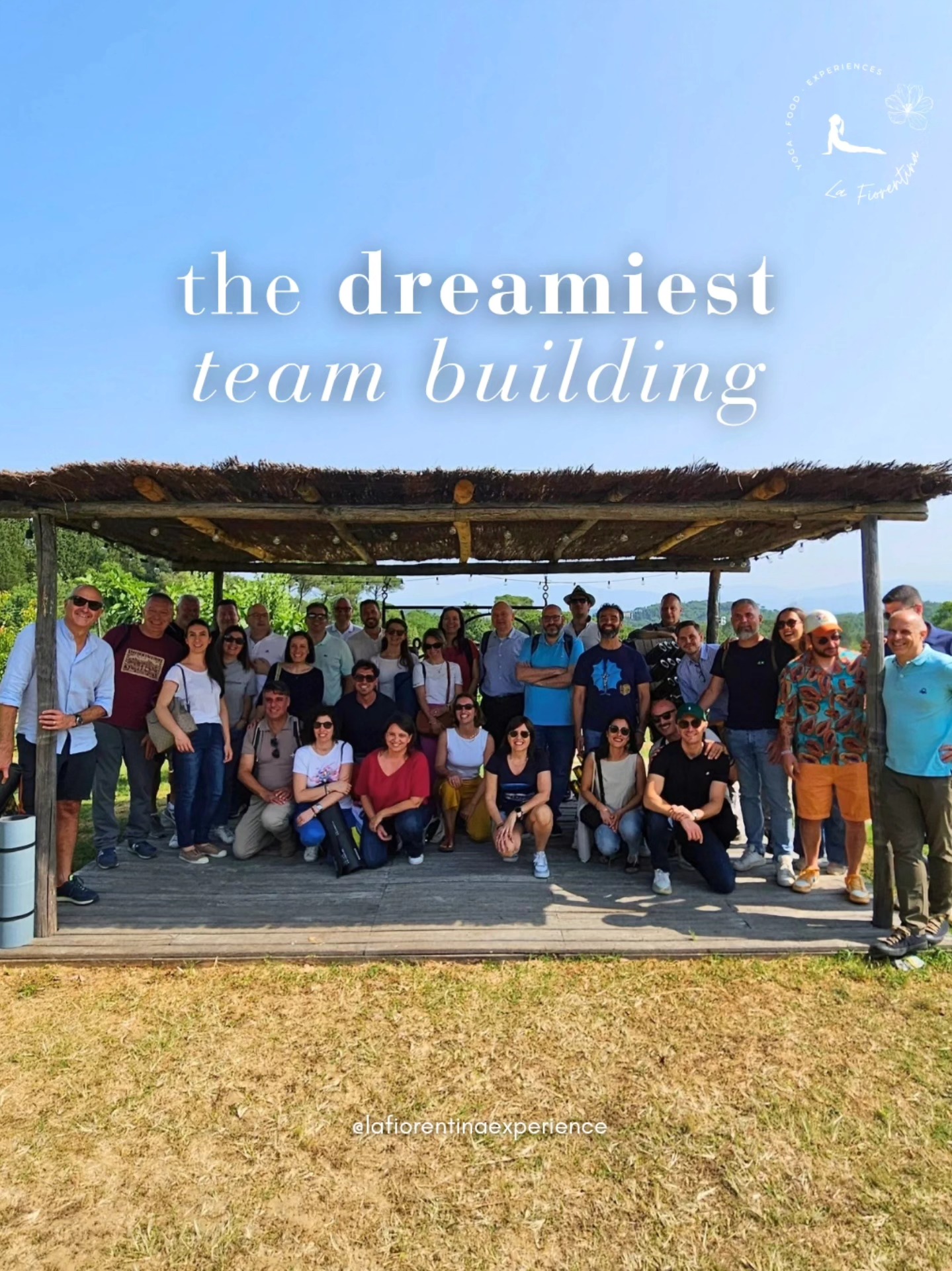 🫒 La location perfetta per aziende che vogliono offrire ai propri team una pausa di benessere consapevole
🙏🏼 abbiamo iniziato con una sessione di yoga personalizzata: respiro, movimento, danza e meditazione per riscoprire libertà, ascolto e gioia
🔬 Lo dice anche la scienza: prendersi cura di sé migliora anche la qualità del lavoro
🕺🏼 poi.. via alla sfida! squadre create a sorte, grembiuli e clima da vero Masterchef: pasta fresca, bruschette, tiramisù
🧠 quiz a sorpresa per punti extra
😍 il risultato? Una giornata di creatività, connessione, risate e collaborazione autentica
🍴 il pranzo condiviso, accompagnato da vino, olio e delizie biologiche, ha sigillato un’esperienza unica e memorabile
🎁 con un finale in pareggio, il “quizzone” ha incoronato la squadra vincitrice.. premiata con il vino di produzione
💌 condividi con la tua azienda e contattaci per vivere la tua esperienza indimenticabile
un abbraccio, Ele 🌸
#TeamBuilding #ChiantiExperience #BenessereInAzienda #YogaTraLeVigne #CucinaCondivisa #WorkLifeBalance #EsperienzeAutentiche #TeamSpirit
