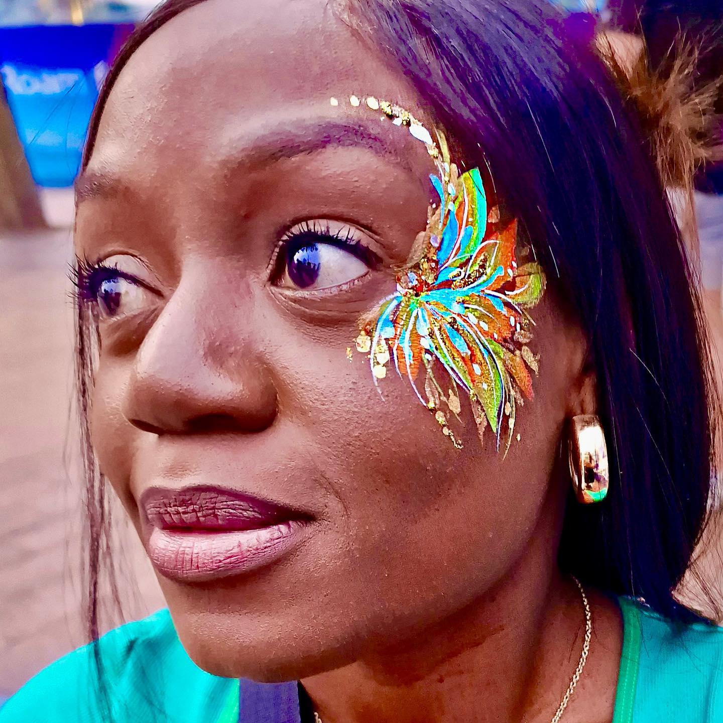 An enchanting evening at the O2 with @thisiscow_ ✨
Our glitter artist added a touch of glitter glam to kickstart the night before our guests, along with the press and influencers, embarked on an epic roof climb @upatthe02 completed with a silent disco 🪩💃
Join us there for more glittery adventures in the coming weeks! 🌟
#UpAtTheO2 #GlitterGlam #EpicNights #experiences #glitterartist #evententertainment