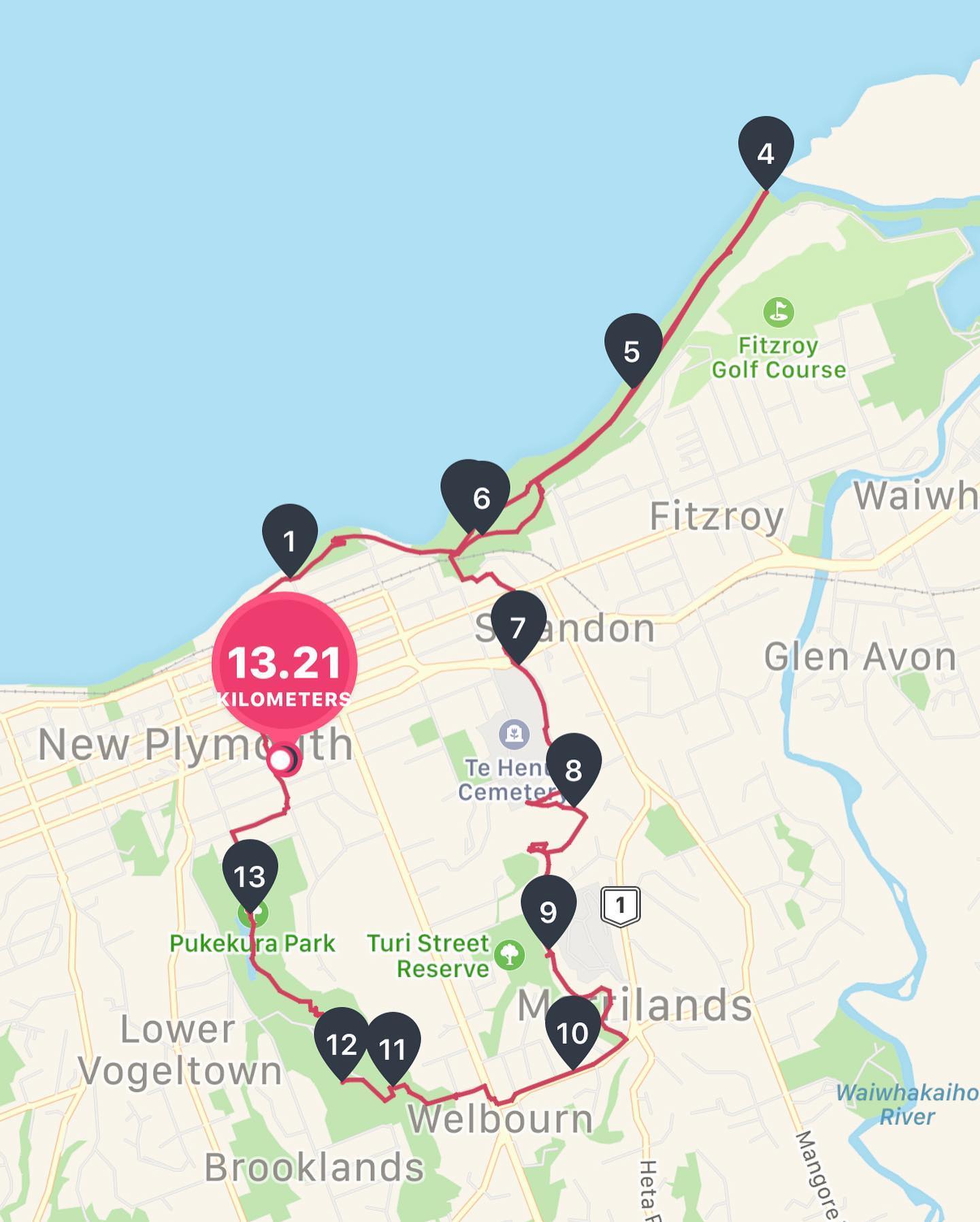 13.2Km walk around a piece of beautiful New Plymouth deserves a cinnamon roll with two slabs of butter from the Pukekura Park Tea House. Yum!