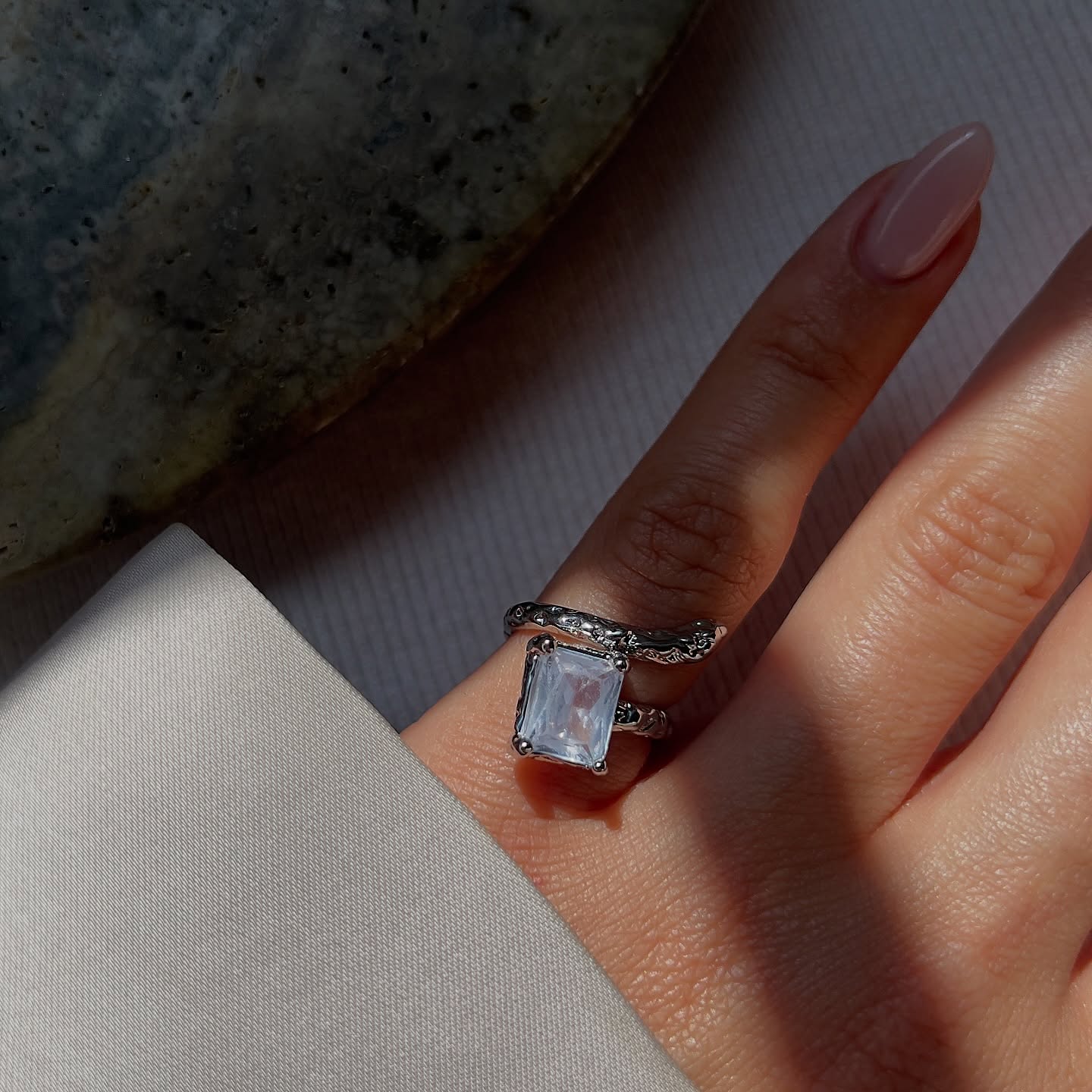 Monday essentials done right ⚡️•
Full rings collection on web or ask for them via msg✌🏼
www.saysowoman.com
•
•
•
•
•
#jewelry #rings #newweek #shop #onlineshop