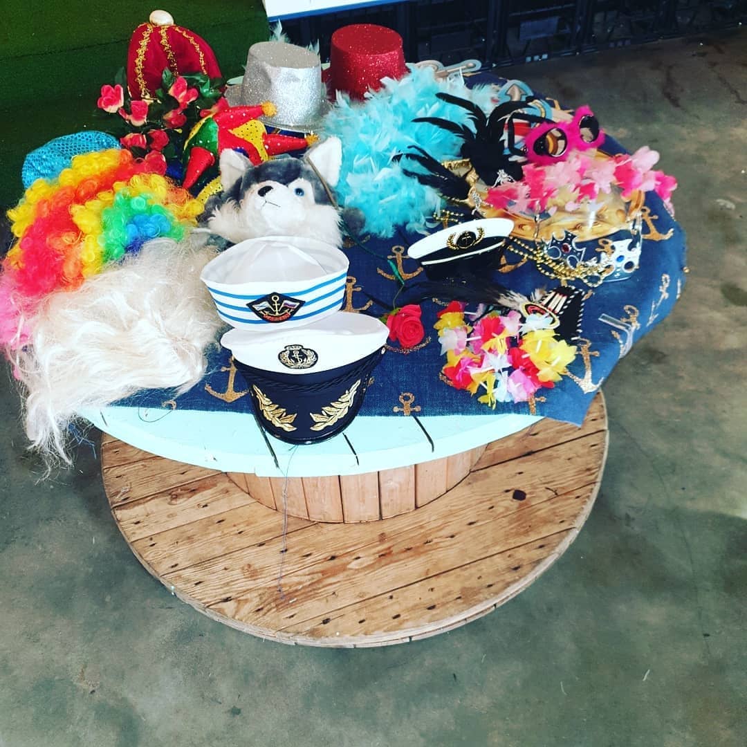 Themed Christmas parties are a must! โโตโโต